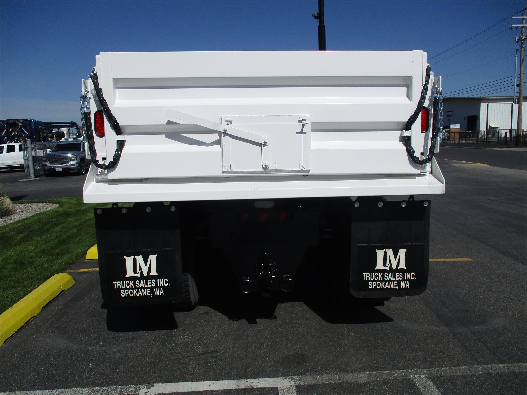 2016 FREIGHTLINER BUSINESS CLASS M2 106 - image 6 of 6