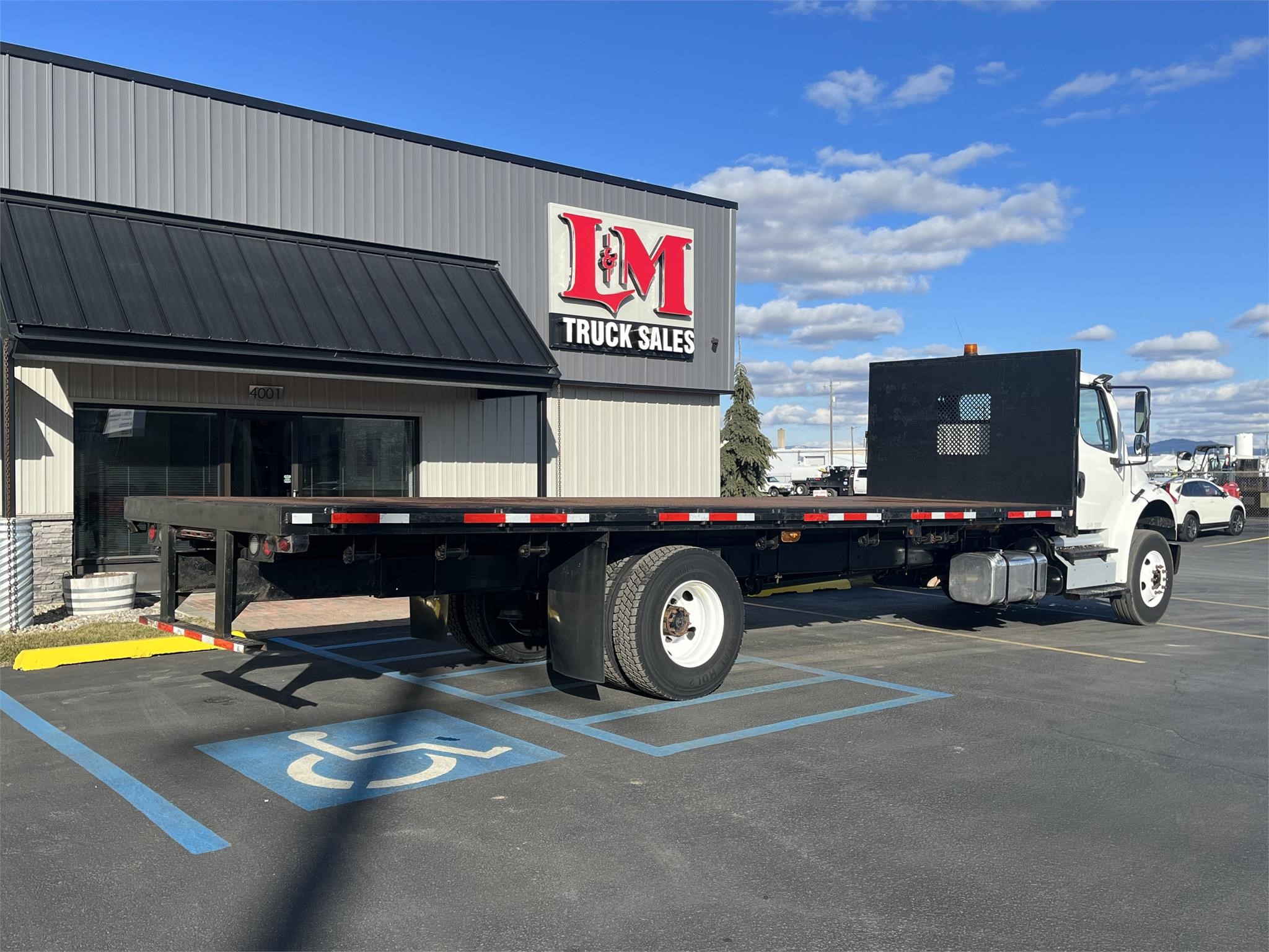 2013 FREIGHTLINER BUSINESS CLASS M2 106 - image 6 of 6