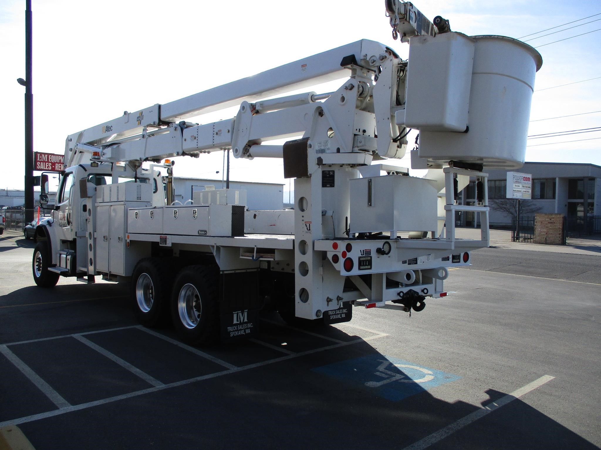 2013 ALTEC AH100 - image 3 of 6