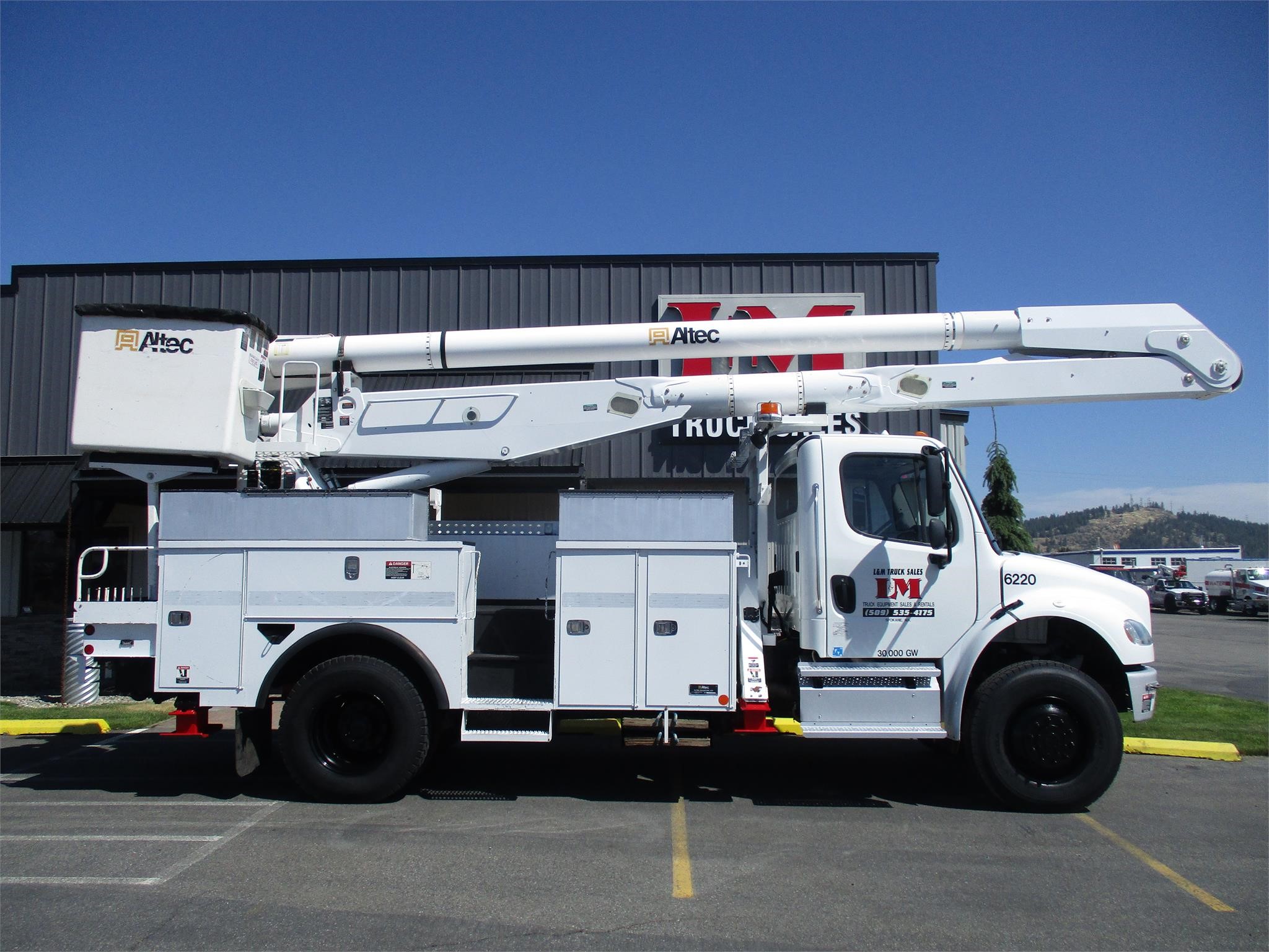 2013 ALTEC AA755 - image 2 of 6