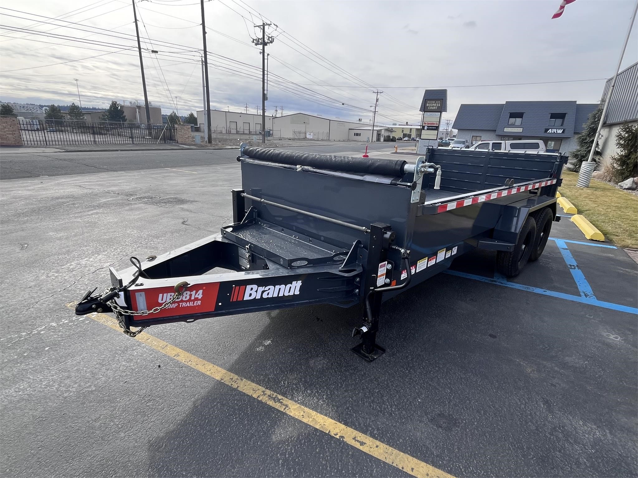 2024 BRANDT UBD814 PREMIUM - image 3 of 6