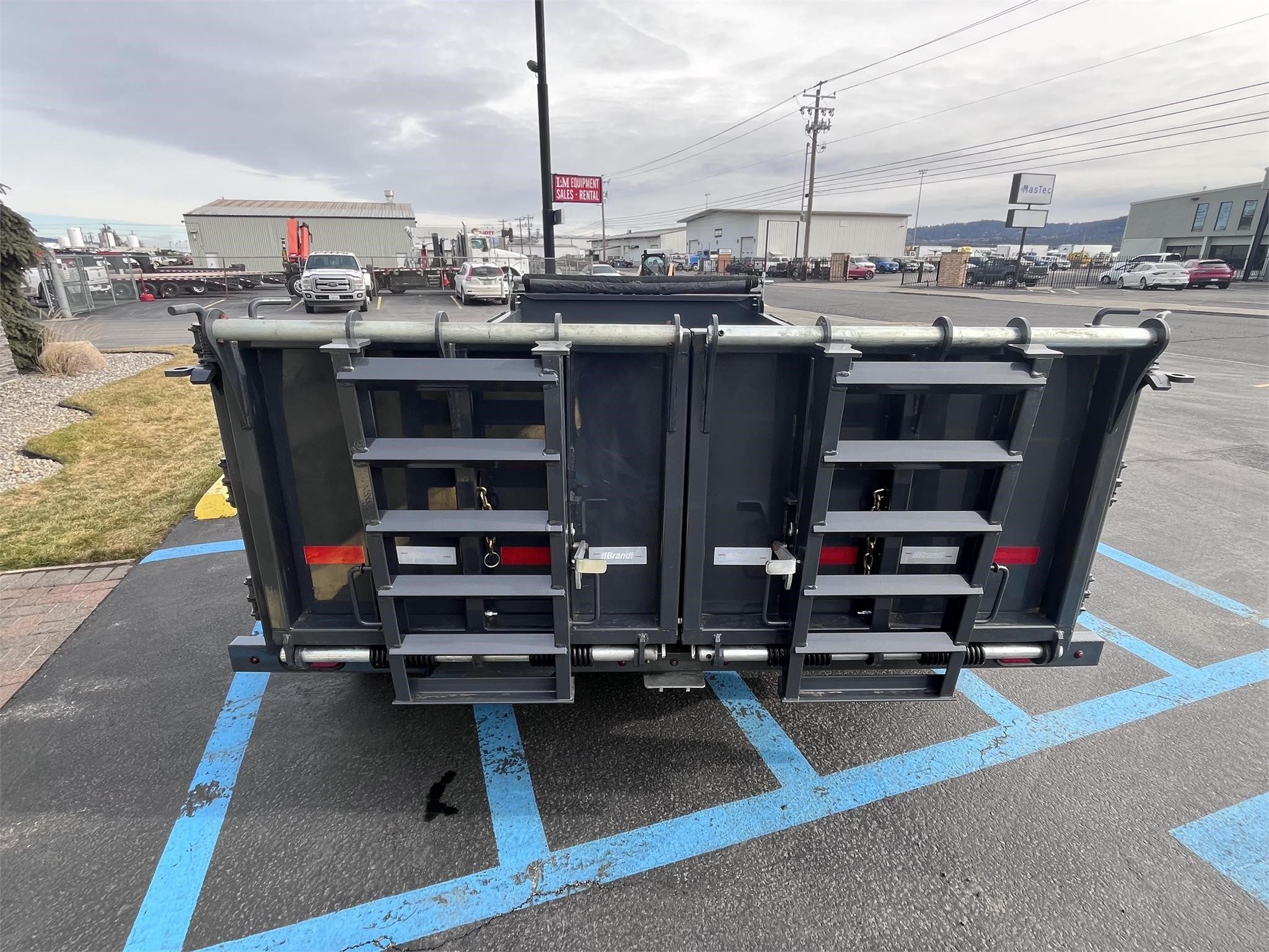 2024 BRANDT UBD814 PREMIUM - image 5 of 6