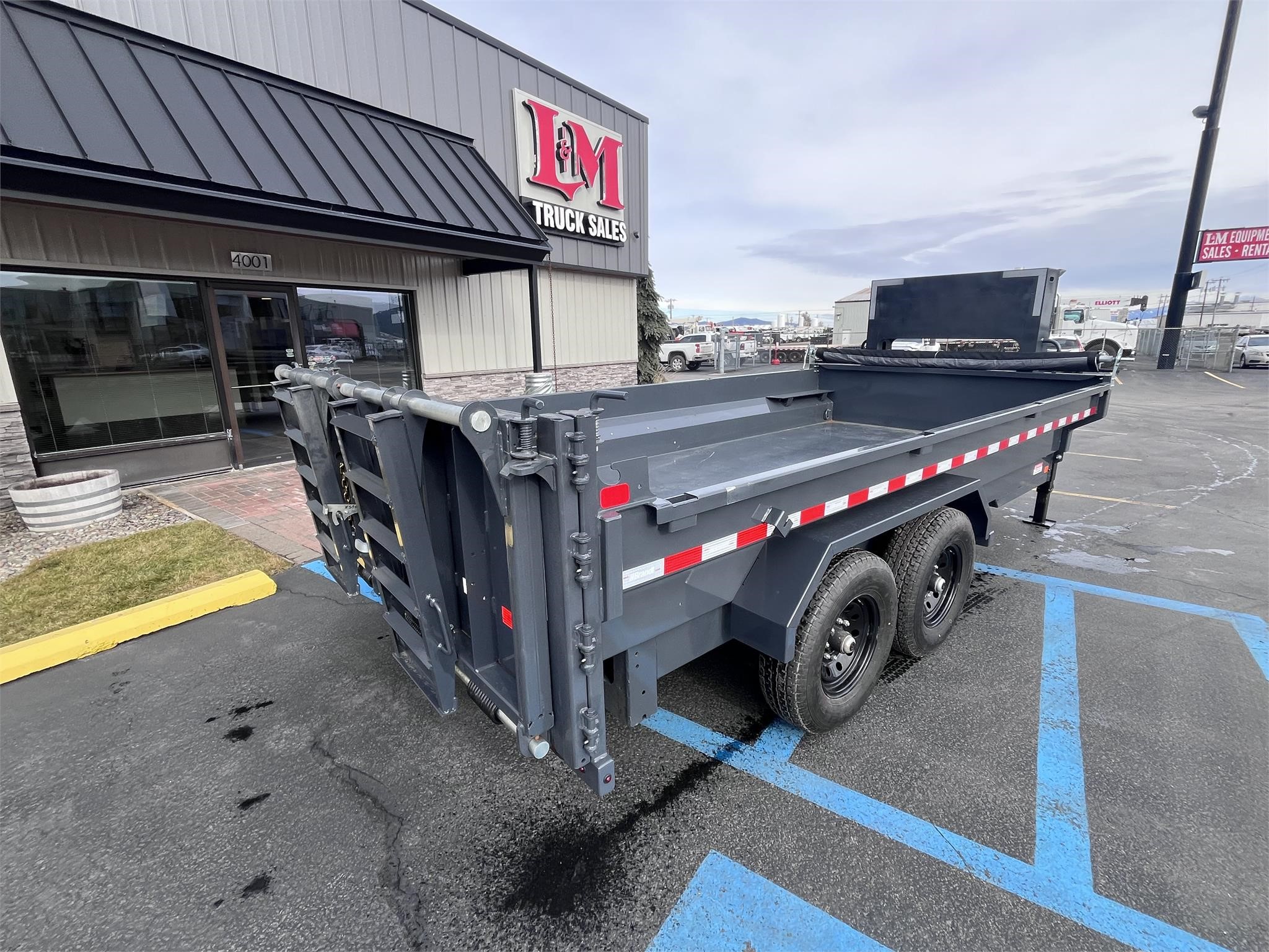 2024 BRANDT UGD816 PREMIUM - image 6 of 6