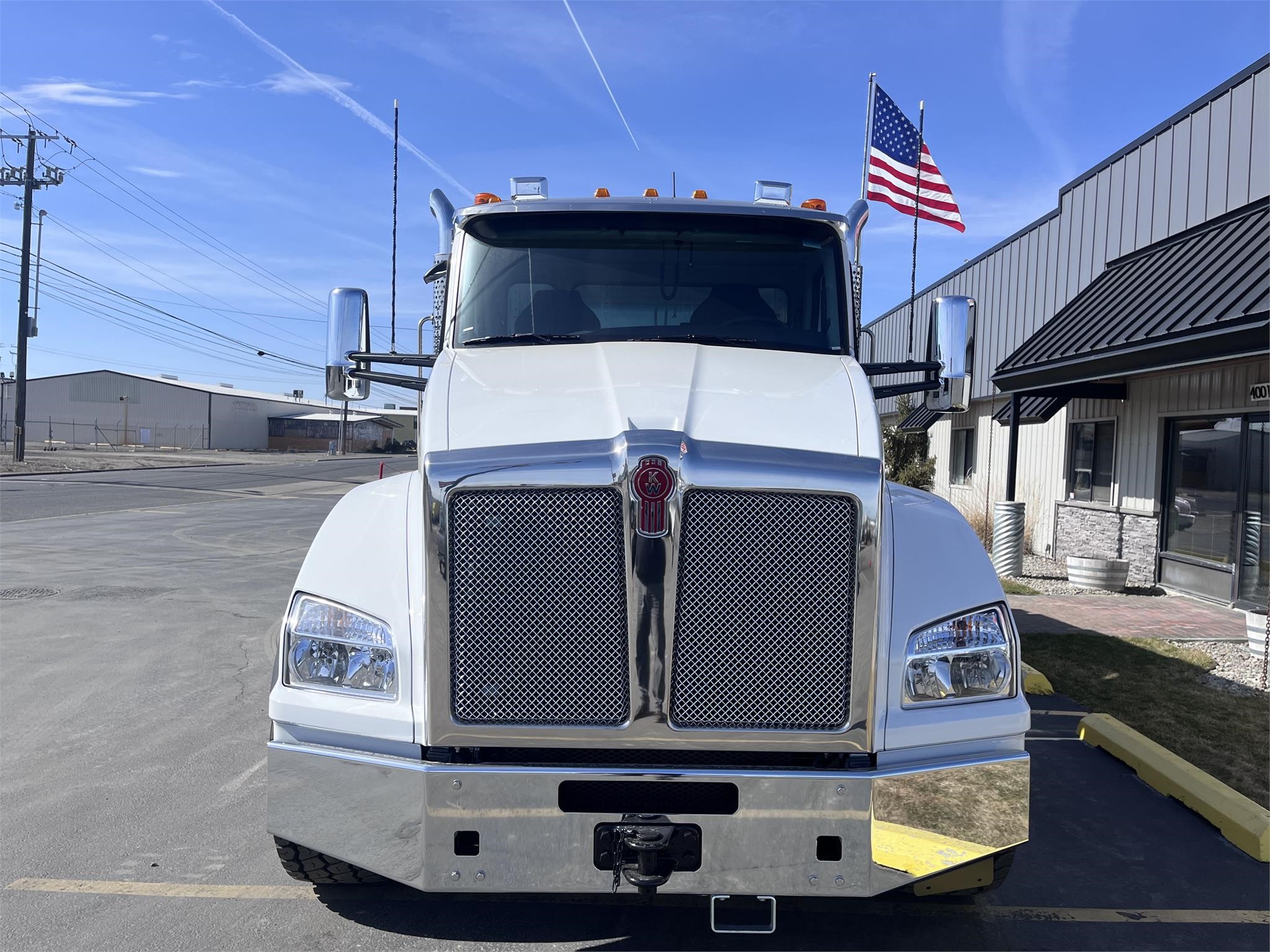 2024 KENWORTH T880 - image 2 of 6