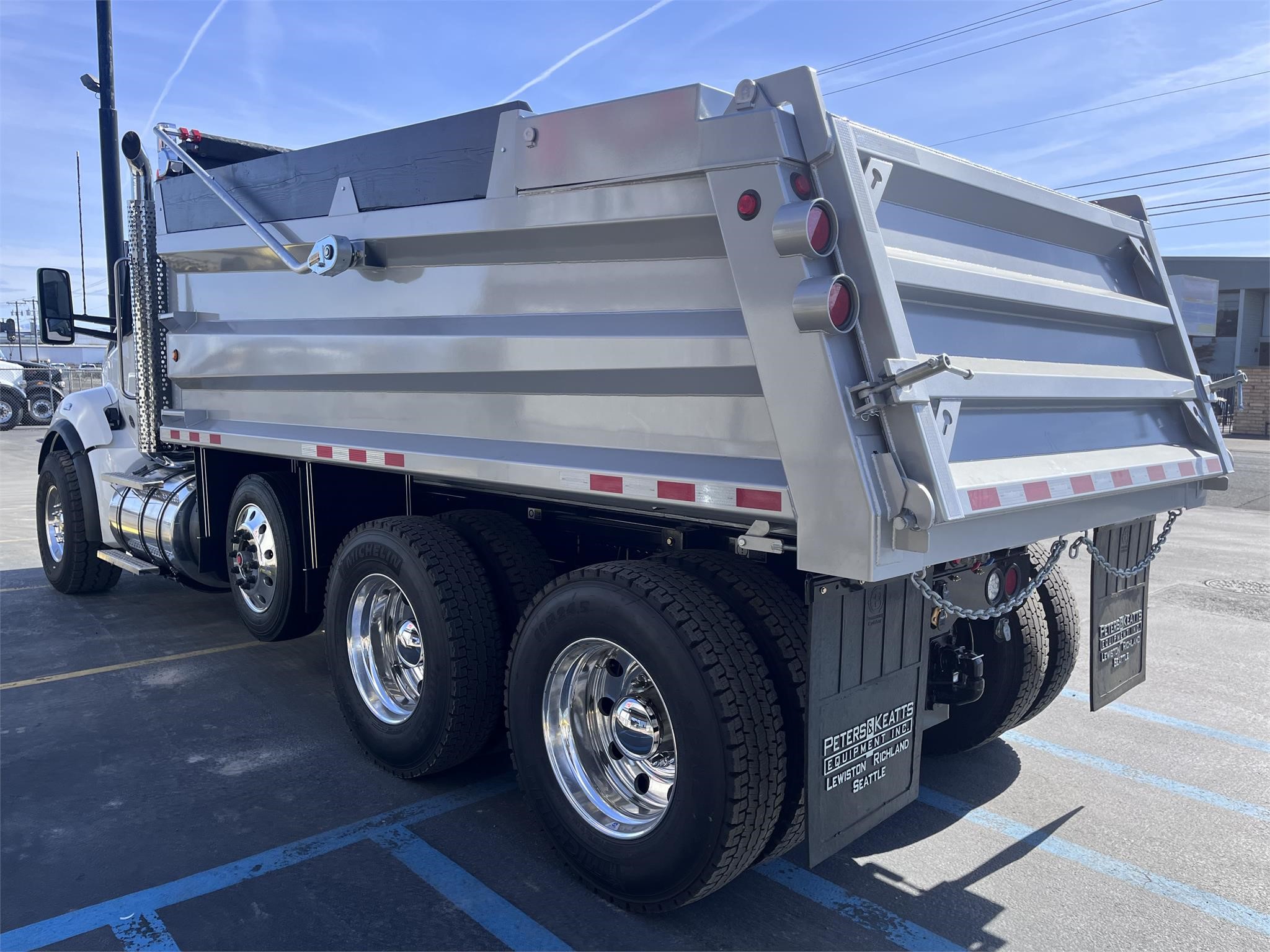 2024 KENWORTH T880 - image 4 of 6