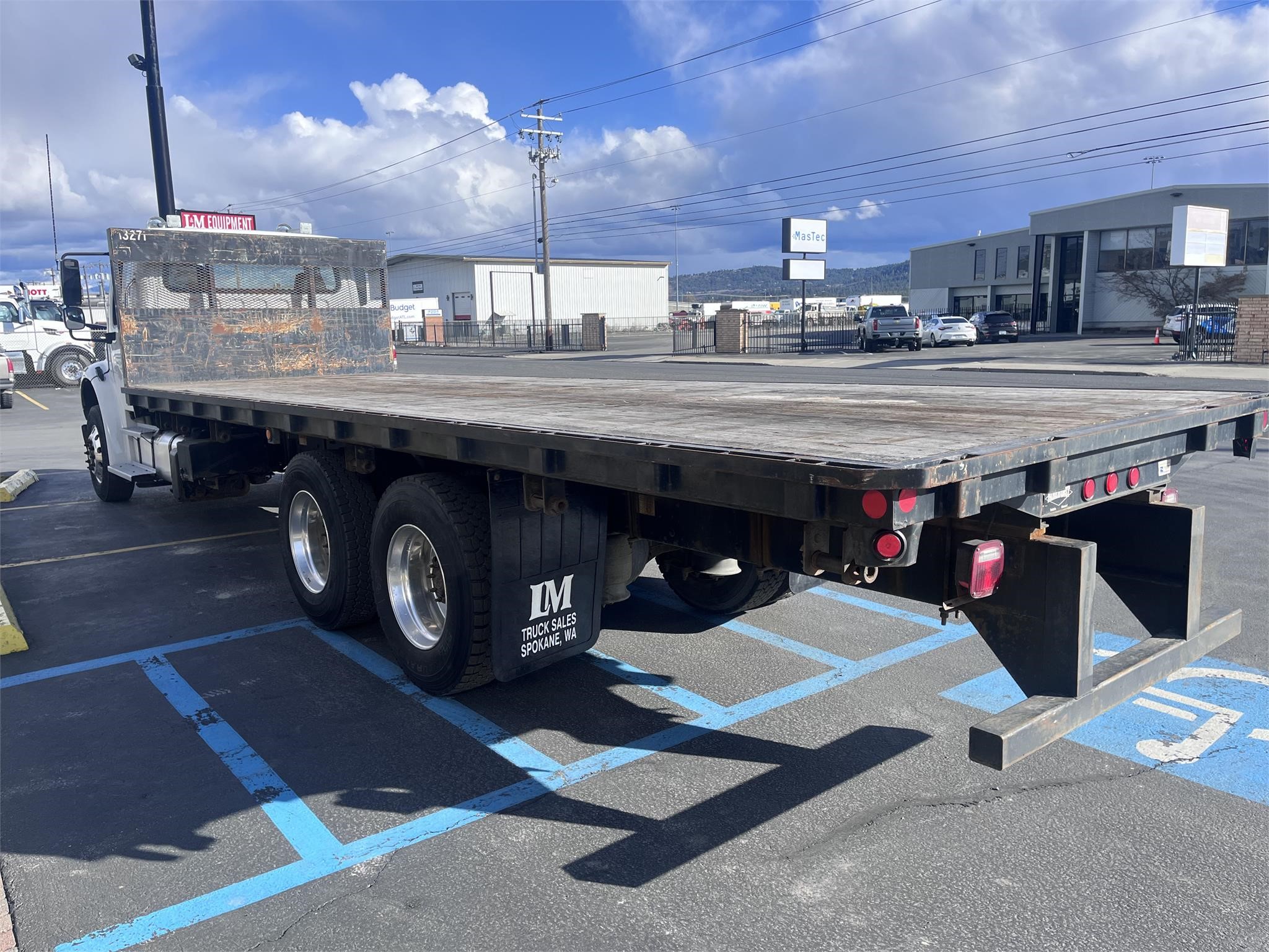 2012 FREIGHTLINER BUSINESS CLASS M2 112 - image 4 of 6