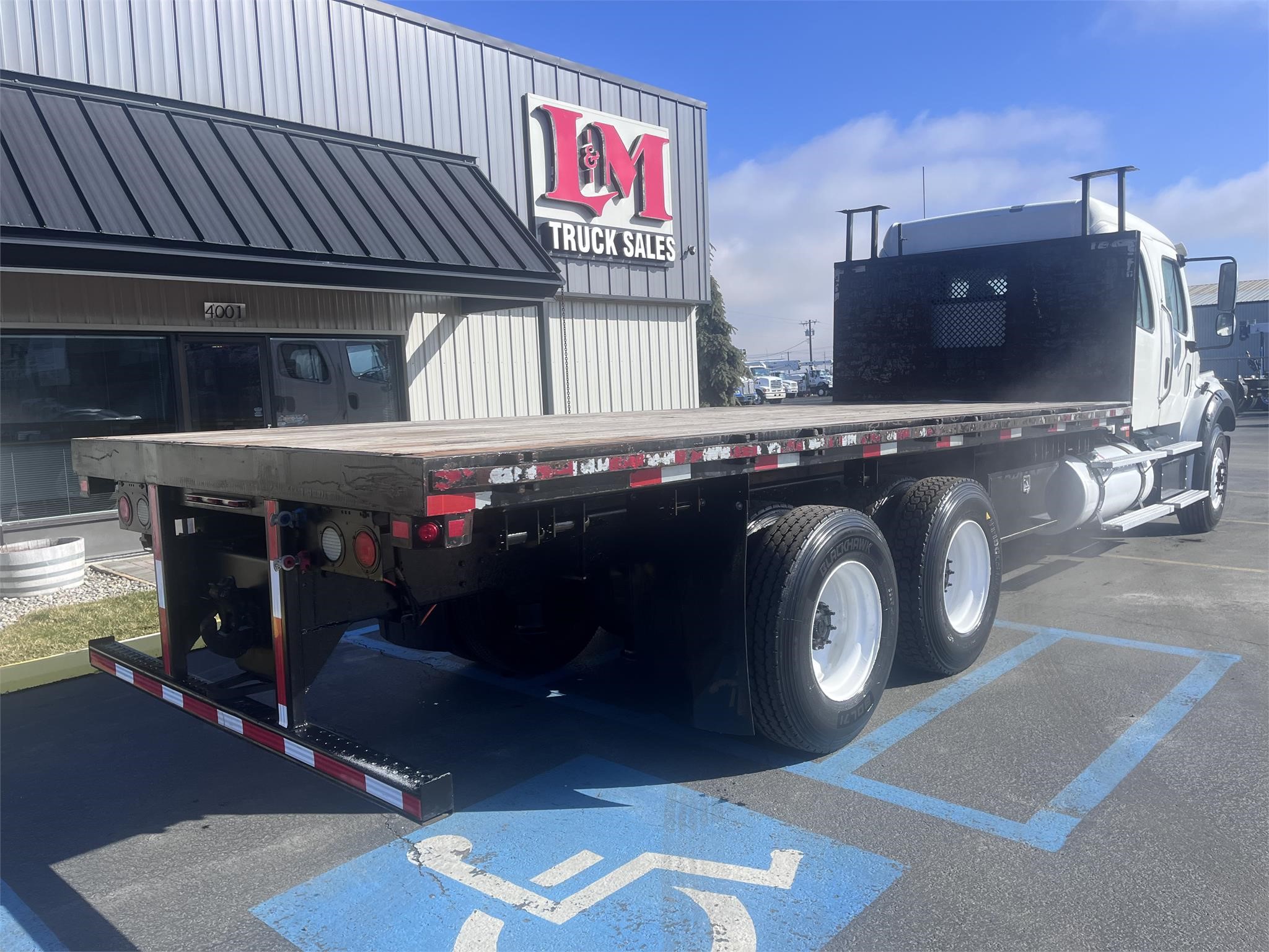 2016 FREIGHTLINER BUSINESS CLASS M2 112 - image 6 of 6