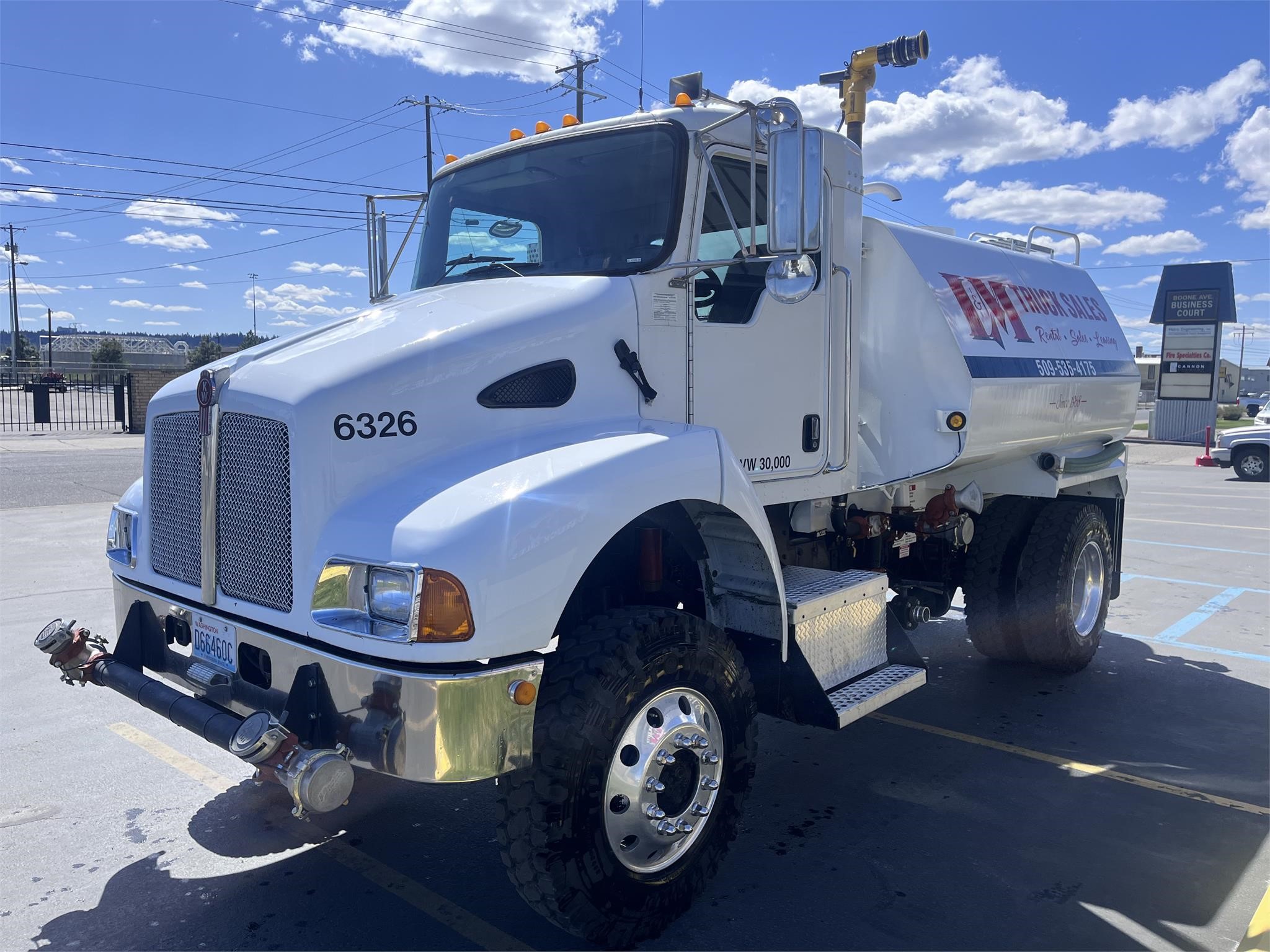 2005 KENWORTH T300 - image 3 of 6