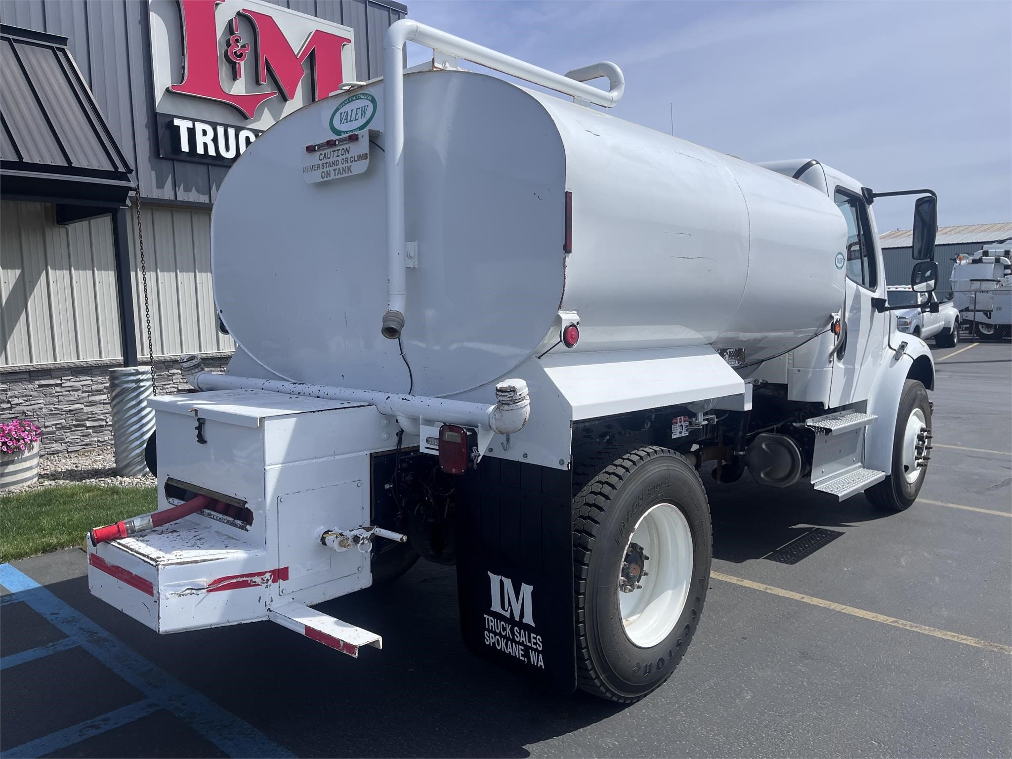 2019 FREIGHTLINER BUSINESS CLASS M2 106 - image 6 of 6