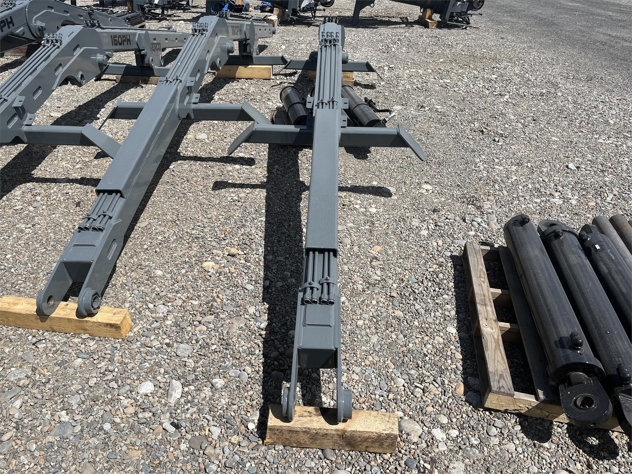 2023 SERCO 160PH - image 2 of 5