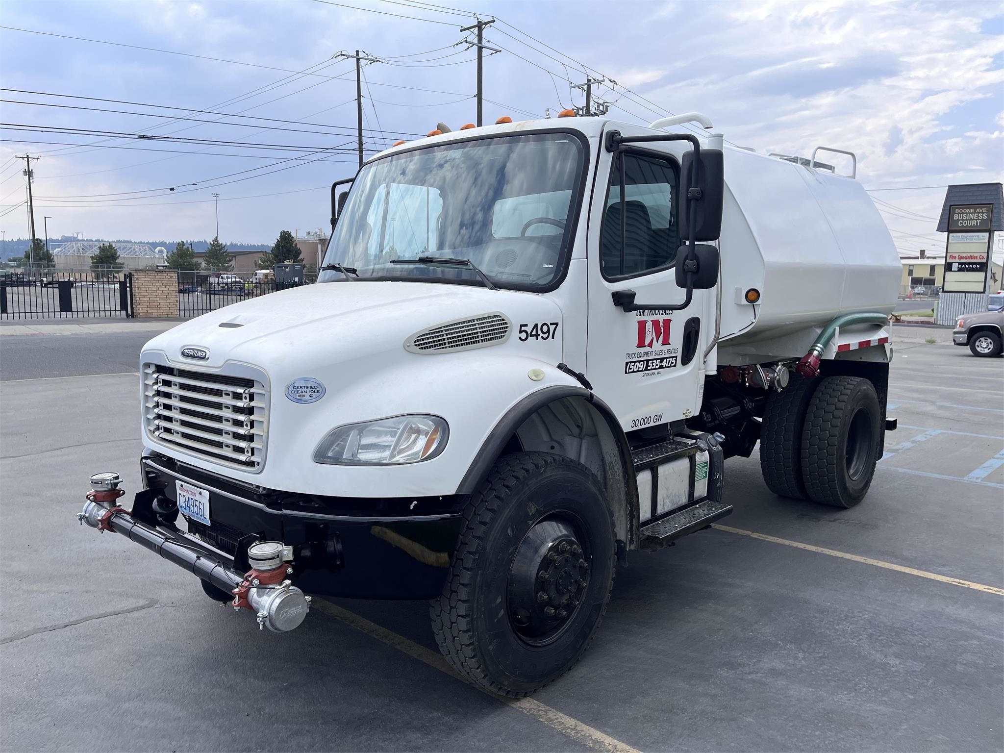 2013 FREIGHTLINER BUSINESS CLASS M2 106 - image 4 of 6