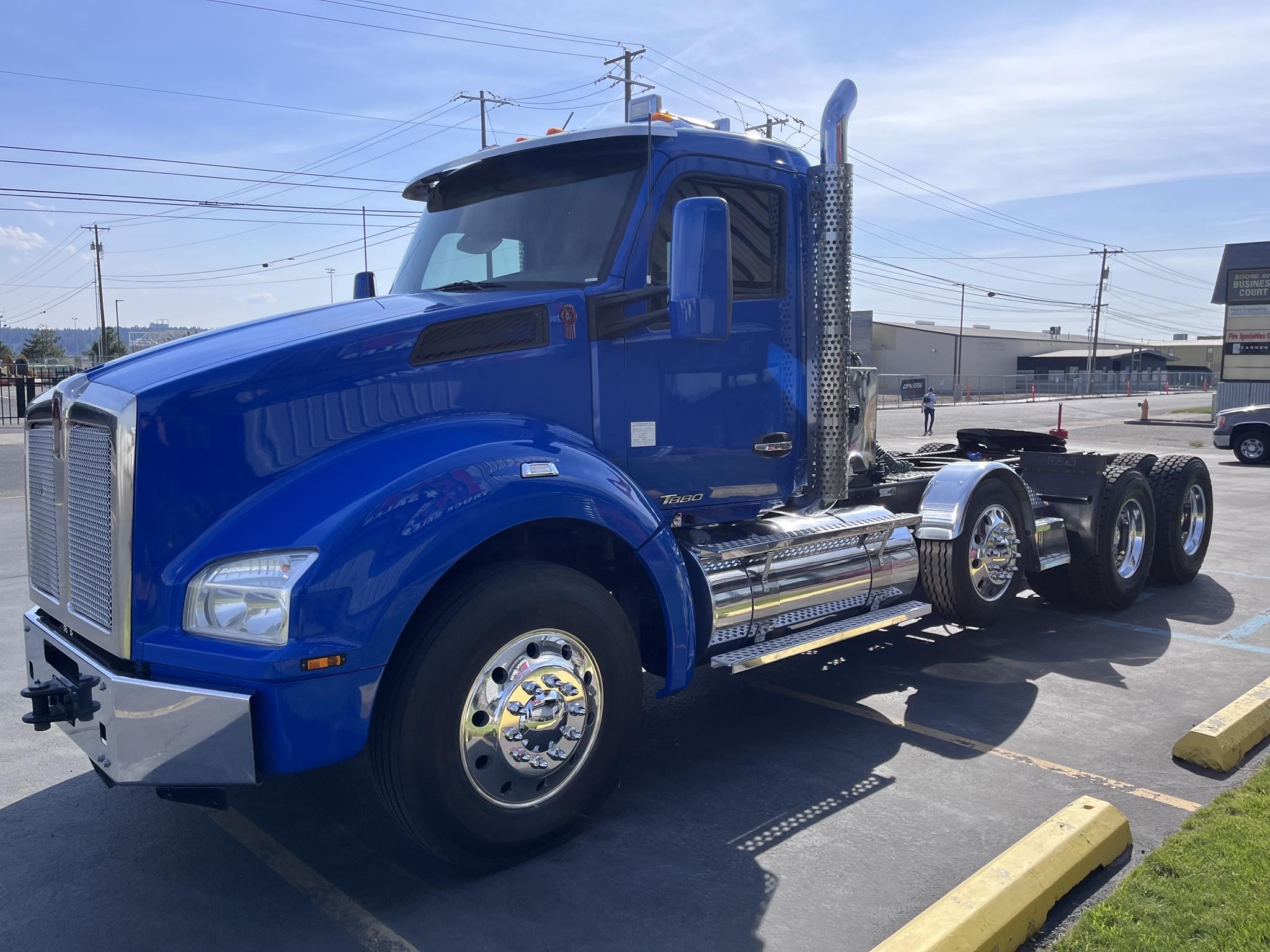 2015 KENWORTH T880 - image 4 of 6