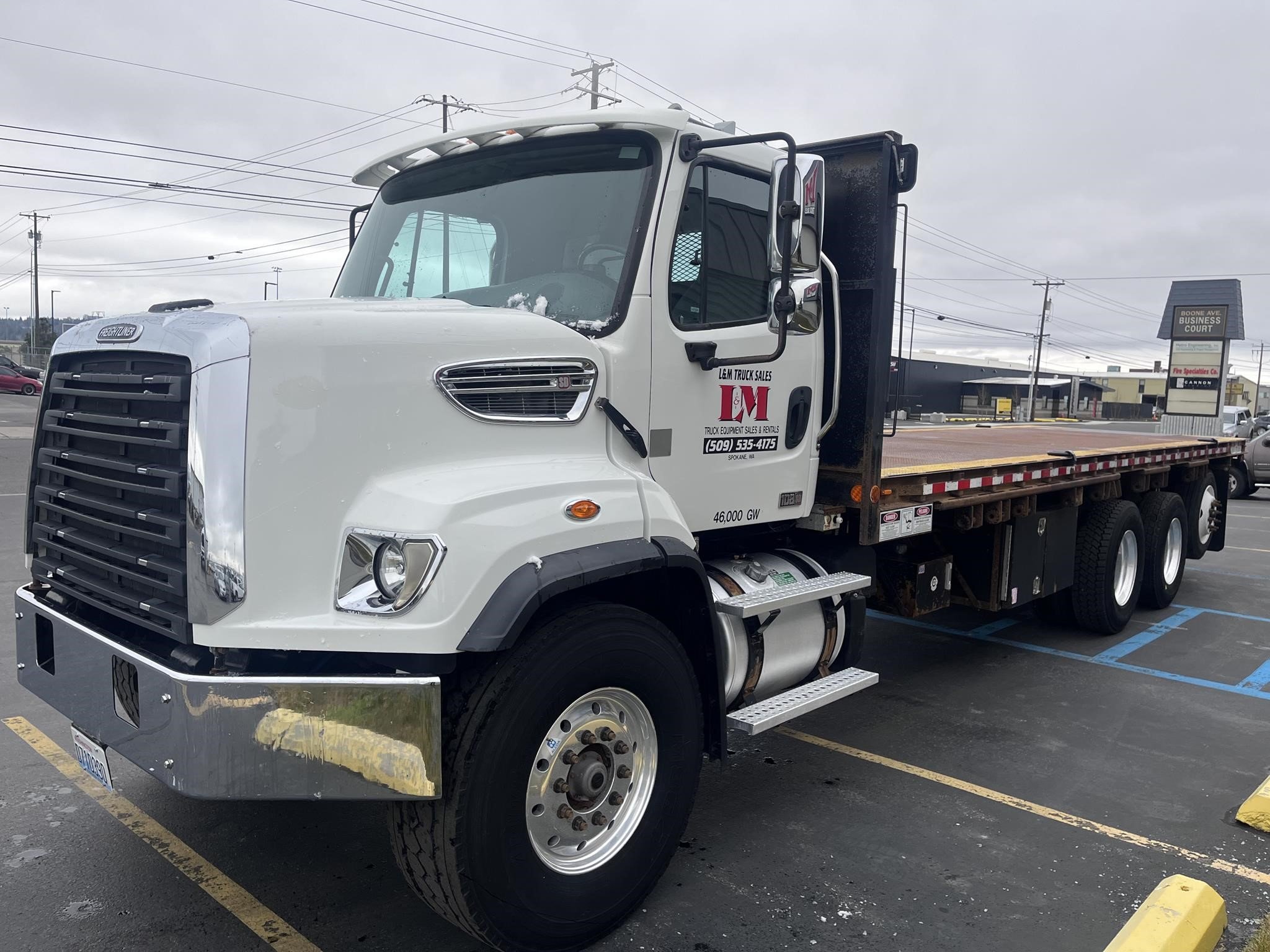 2014 FREIGHTLINER 108SD - image 4 of 6