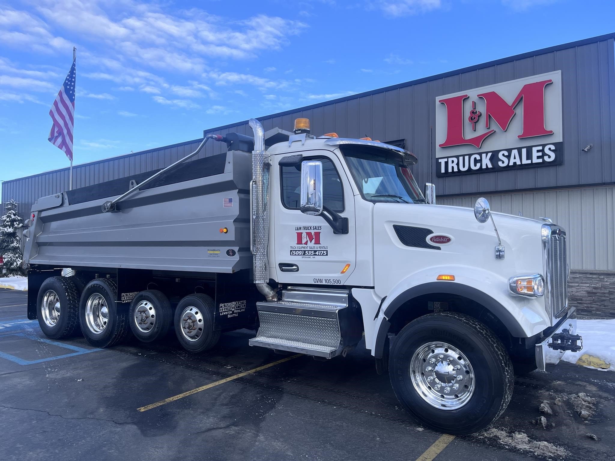 2020 PETERBILT 567 - image 1 of 6