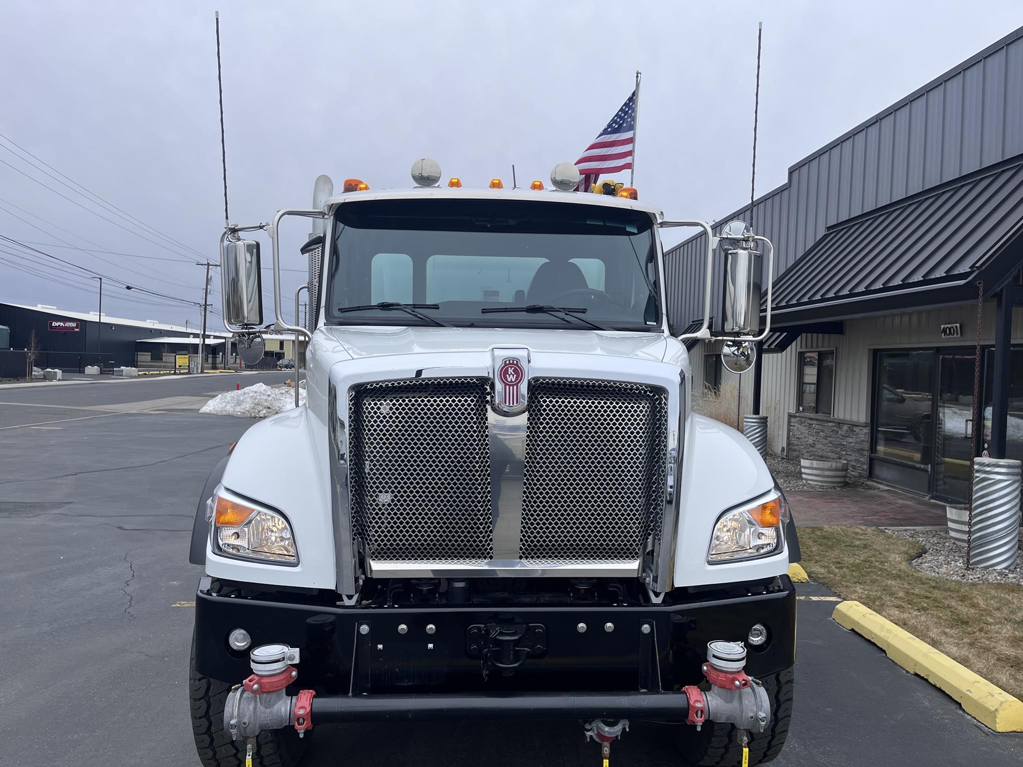 2025 KENWORTH T480 - image 3 of 6