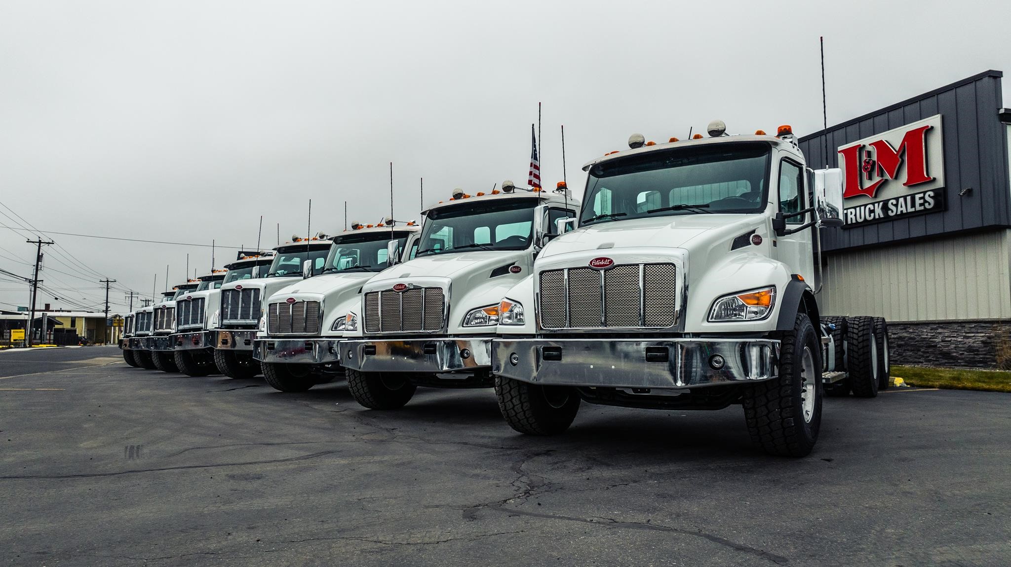 2025 PETERBILT 548 - image 6 of 6