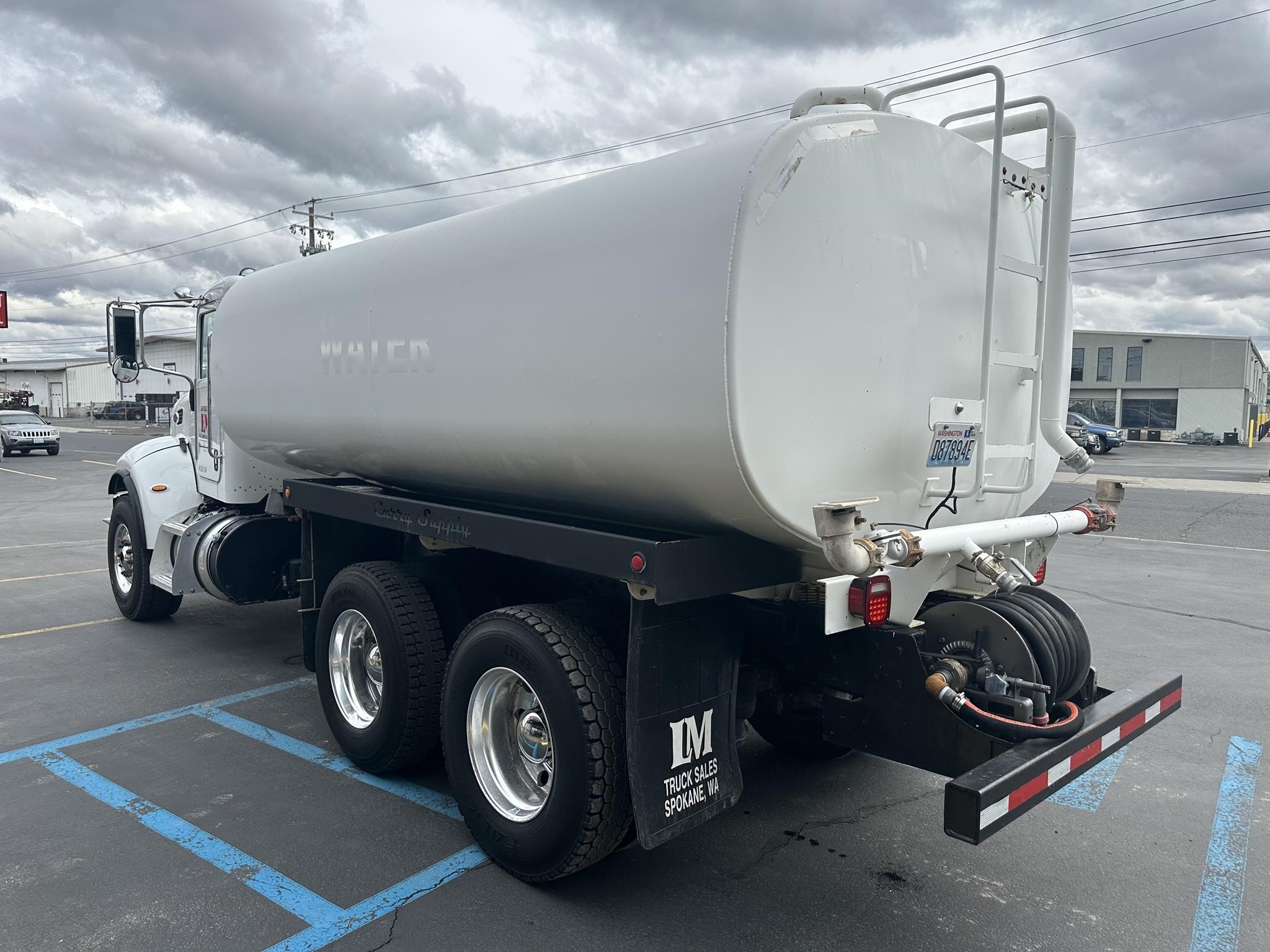 2013 PETERBILT 348 - image 3 of 5