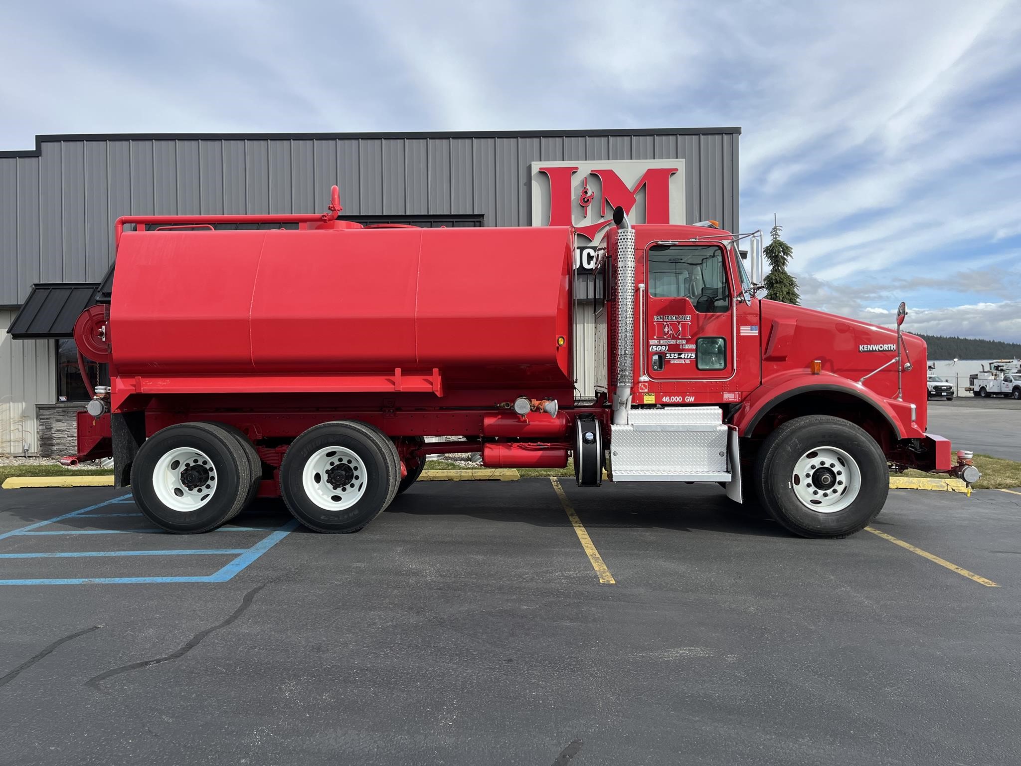 2019 KENWORTH T800 - image 2 of 6