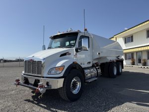 2025 PETERBILT 548 9050007070