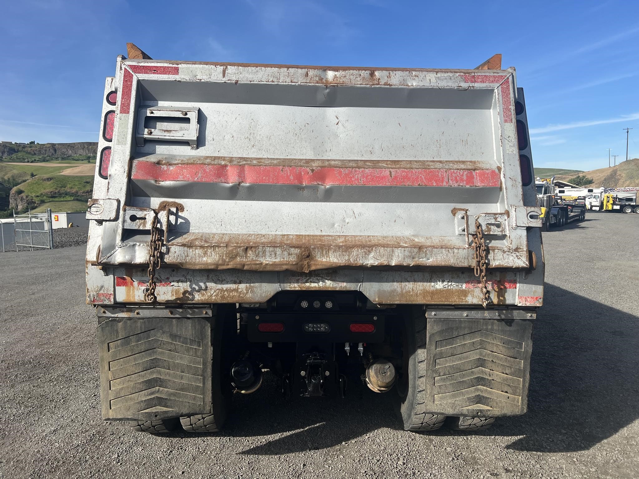 1999 KENWORTH T800 - image 4 of 6