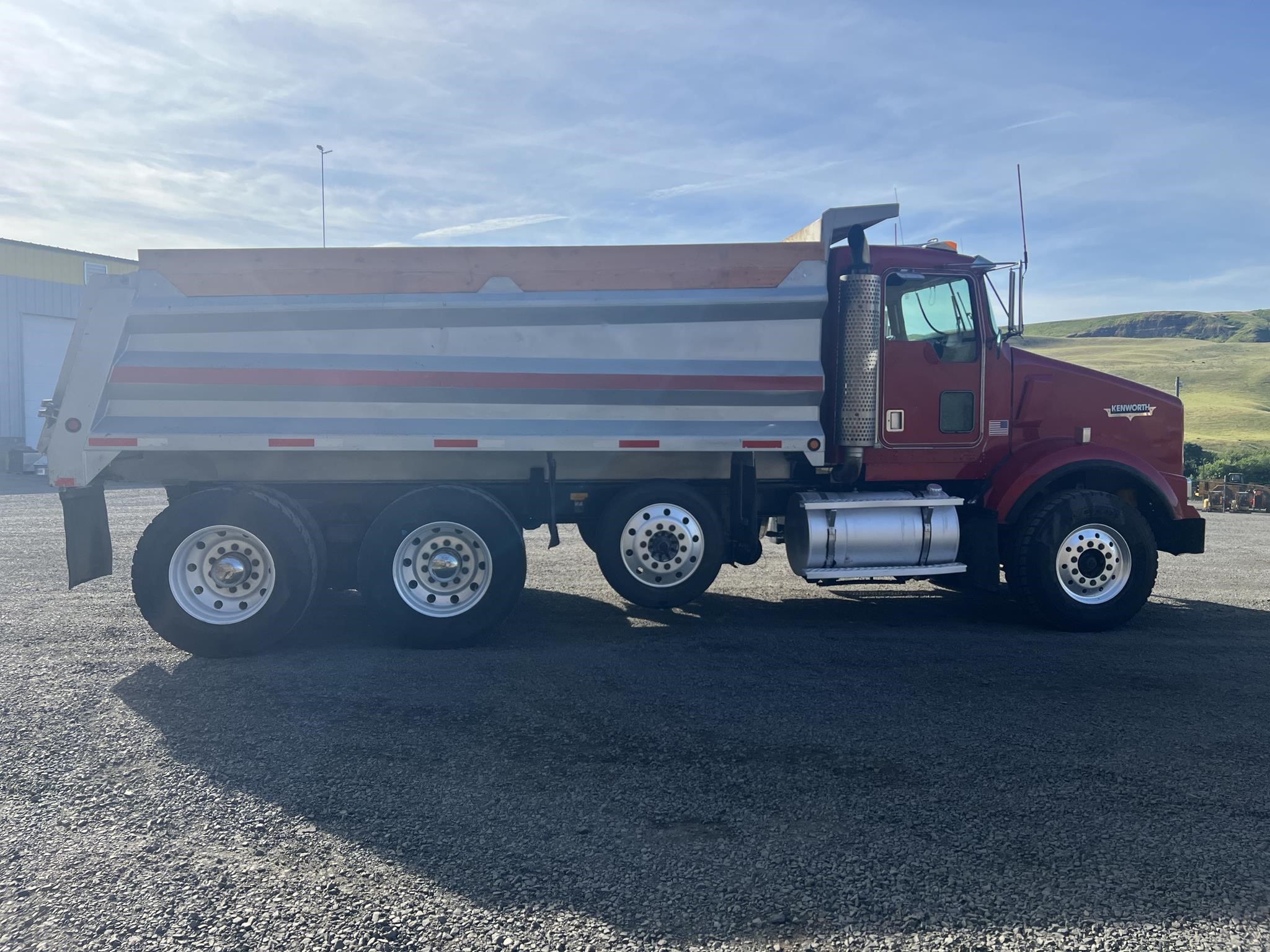 1999 KENWORTH T800 - image 6 of 6