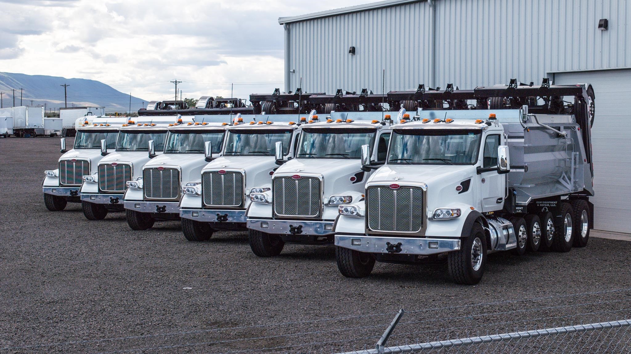 2025 PETERBILT 567 - image 6 of 6