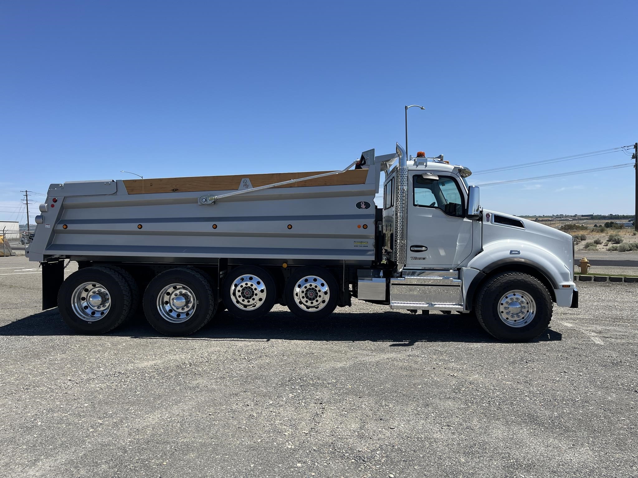 2024 KENWORTH T880 - image 4 of 6