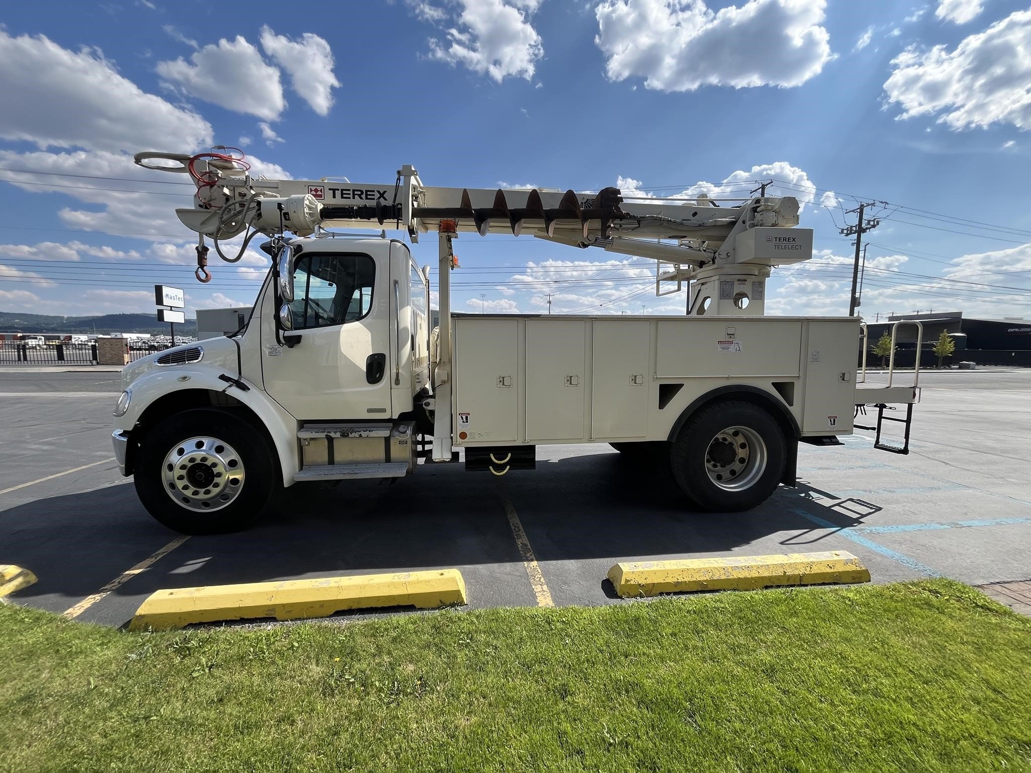 2010 TEREX COMMANDER 4047 - image 6 of 6