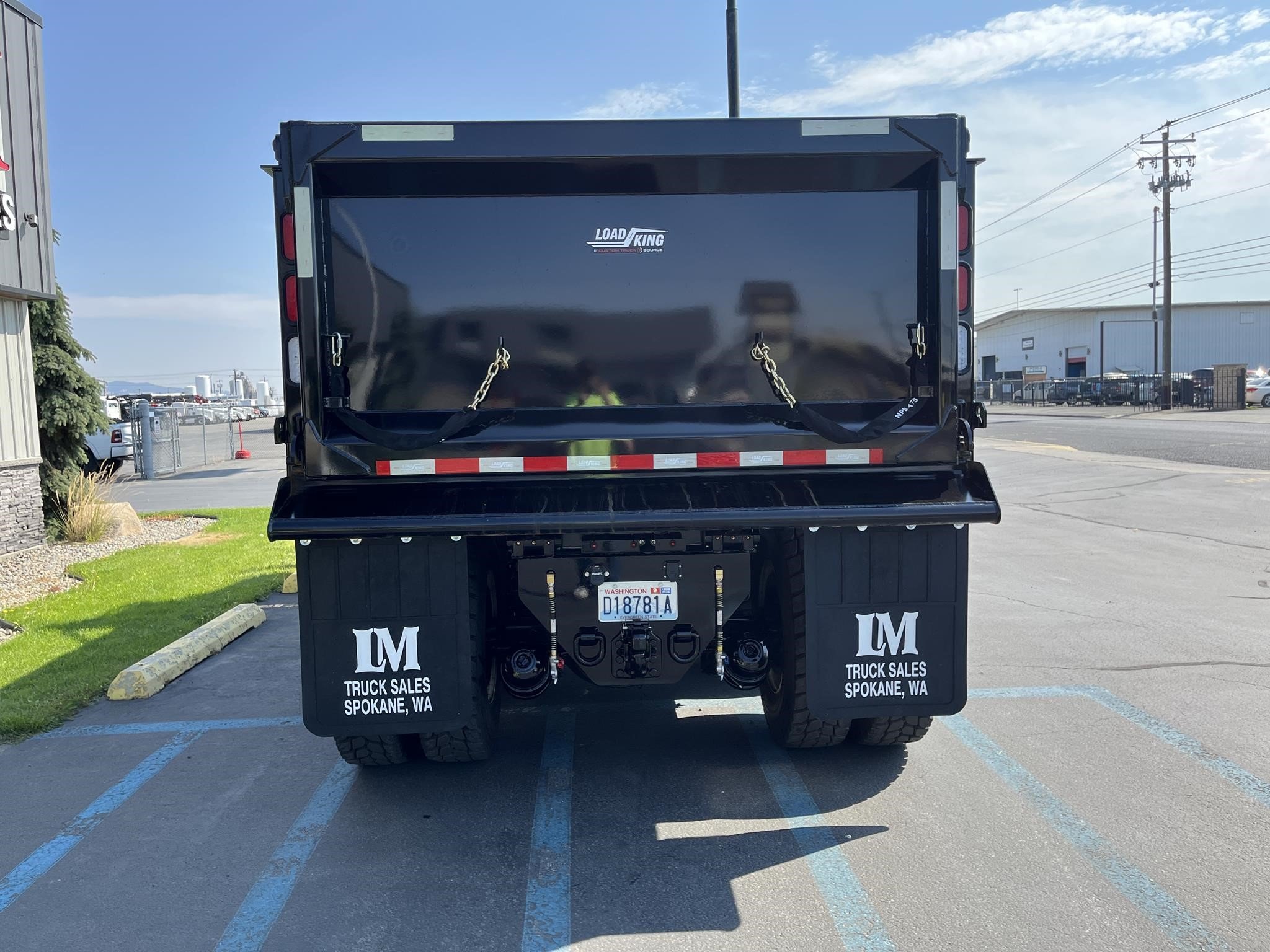2025 PETERBILT 548 - image 4 of 6