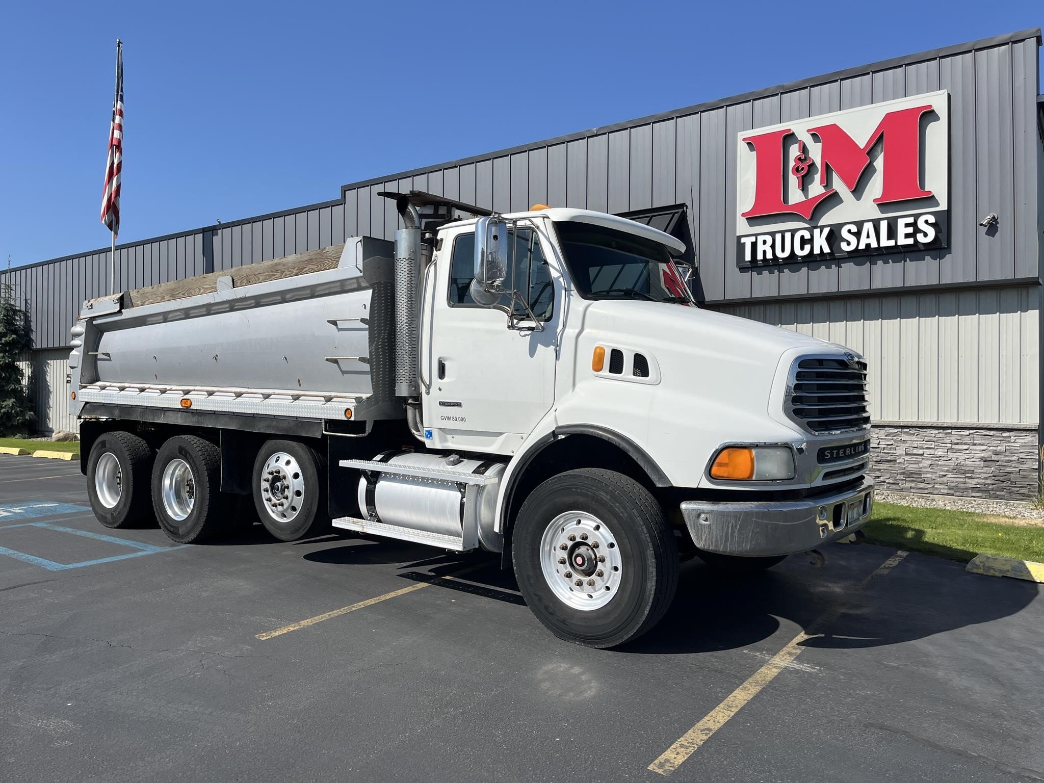 2007 STERLING L9500 - image 1 of 6