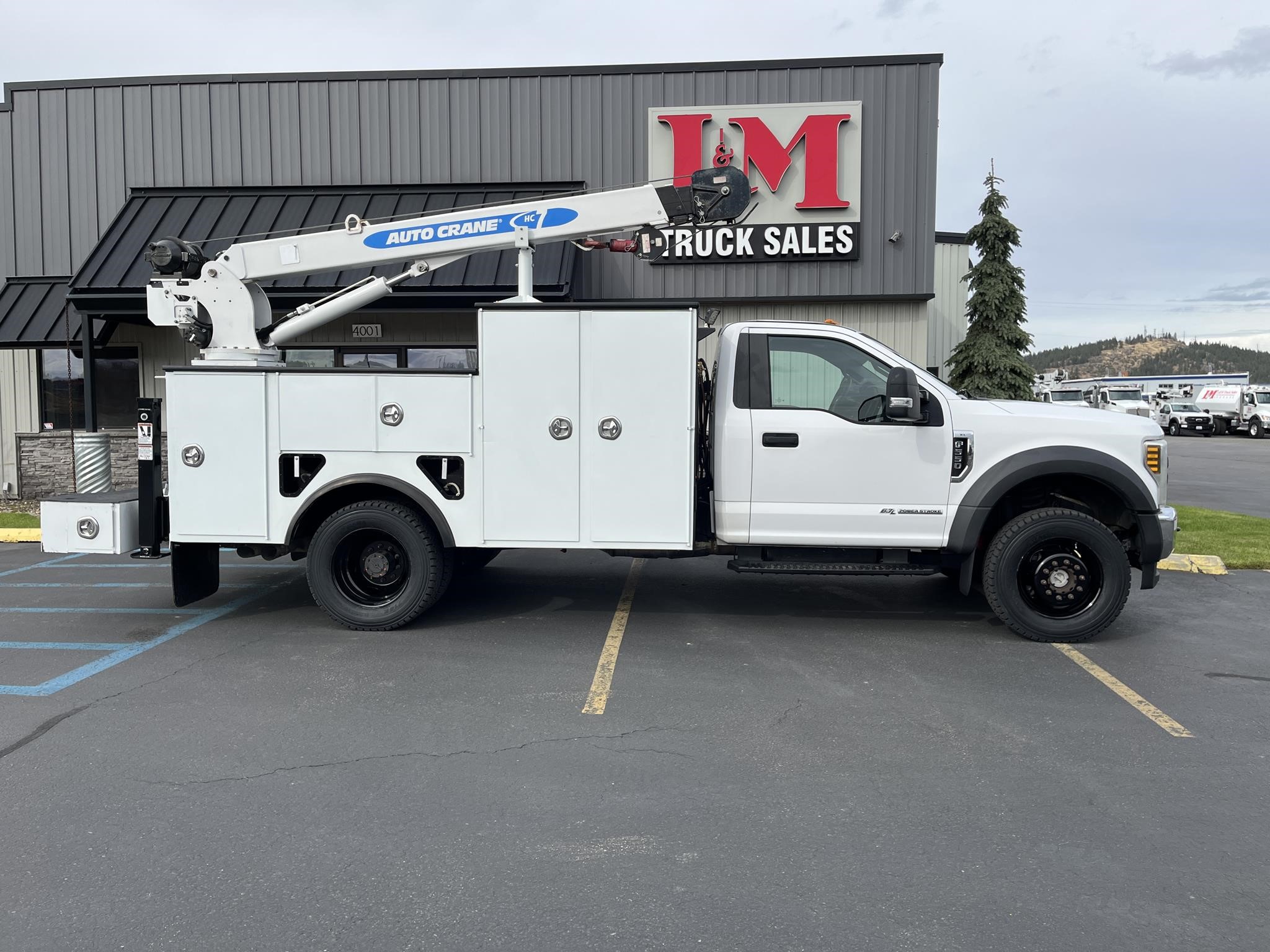 2018 FORD F550 - image 2 of 6