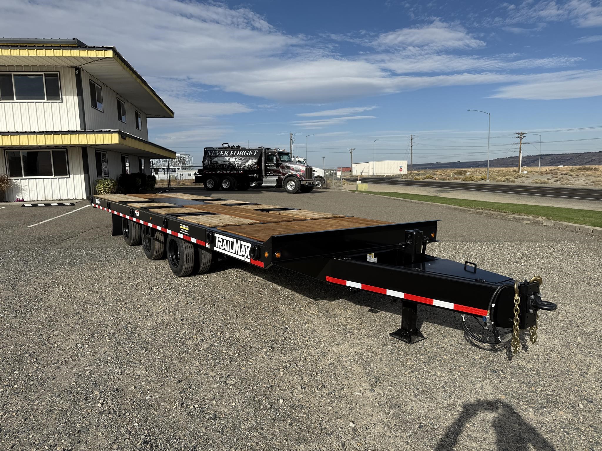 2026 TRAILMAX TRD54T - image 1 of 6