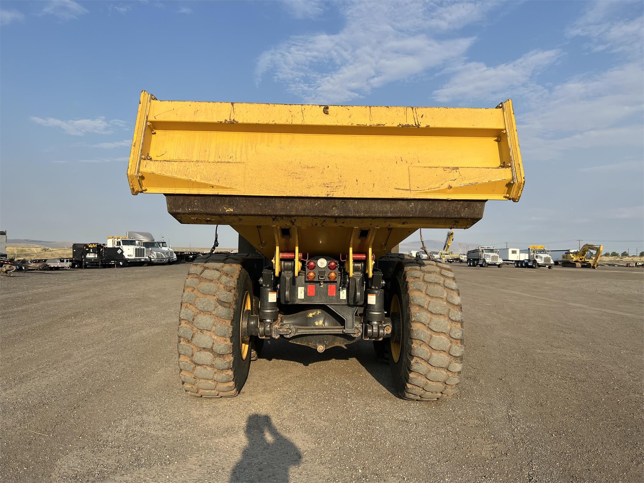 2019 KOMATSU HM300-5 - image 6 of 6