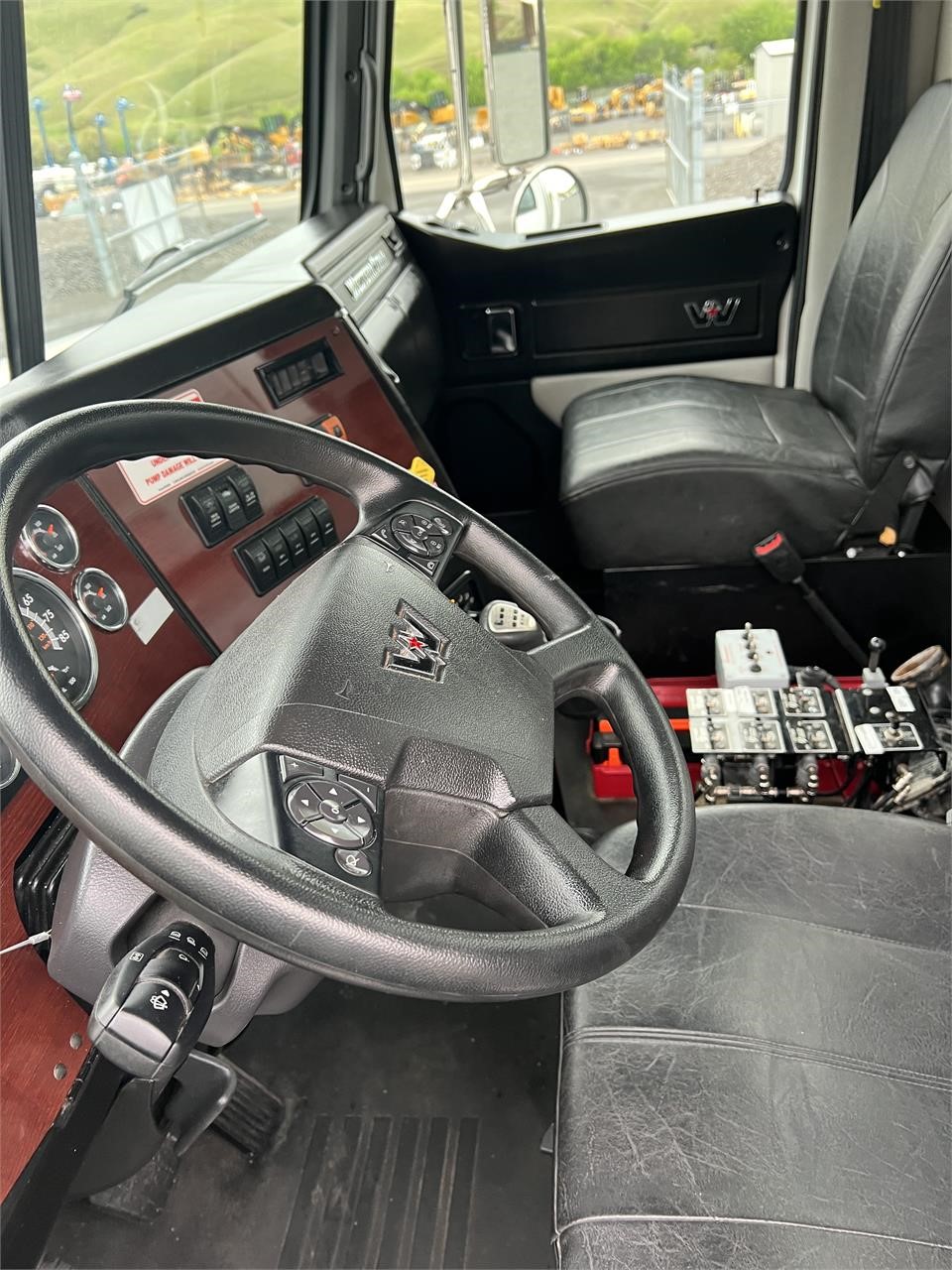 2021 WESTERN STAR 4700 8024261550 2021 WESTERN STAR 4700 8024261550