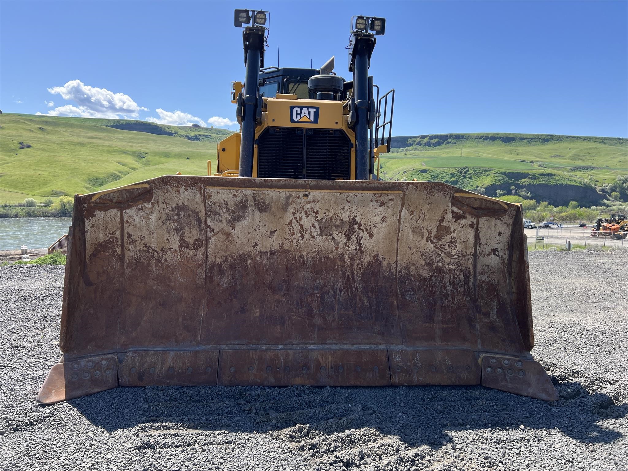 2016 CATERPILLAR D8T - image 3 of 6