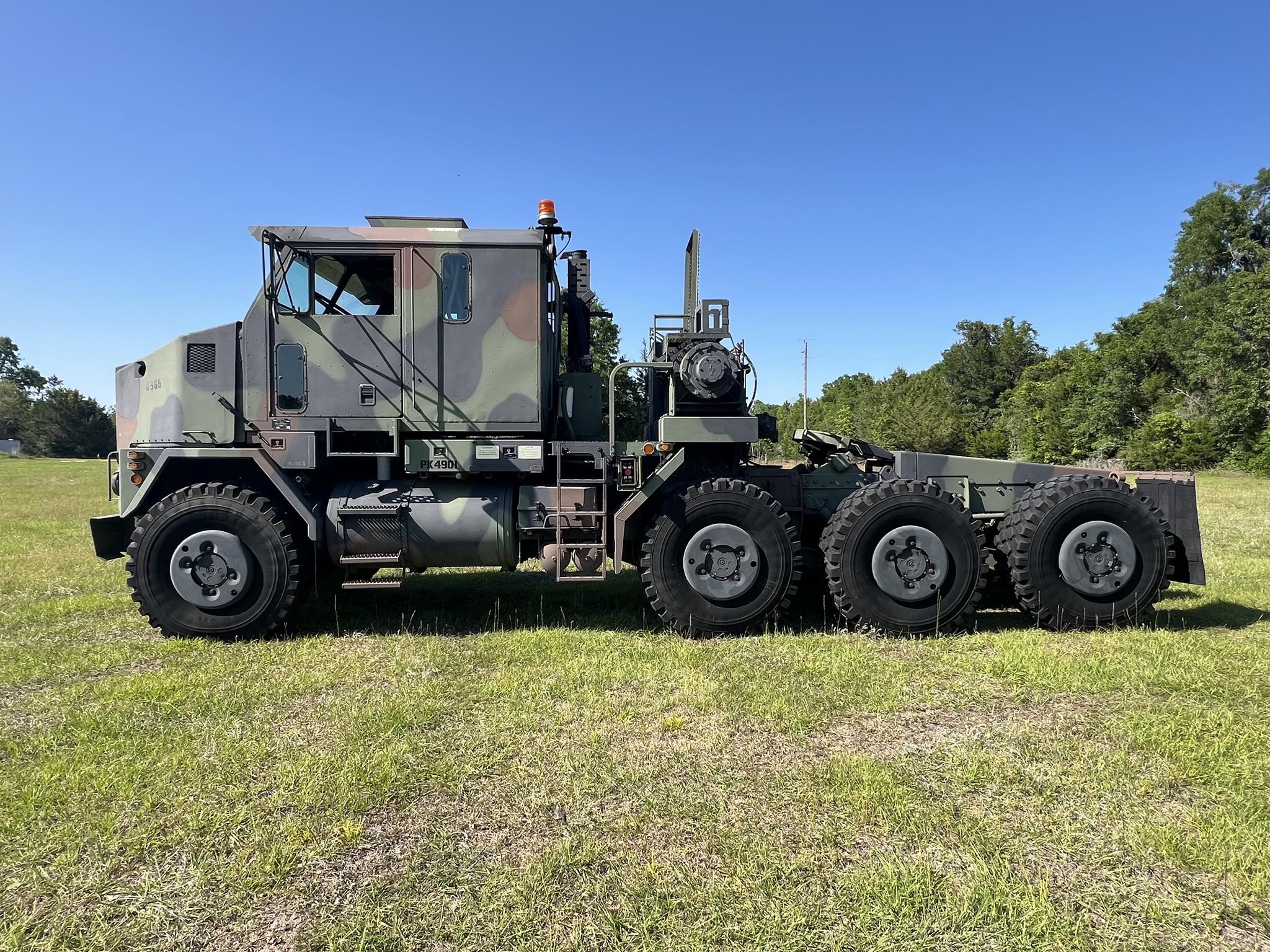 1993 OSHKOSH M1070 9064949124 1993 OSHKOSH M1070 9064949124