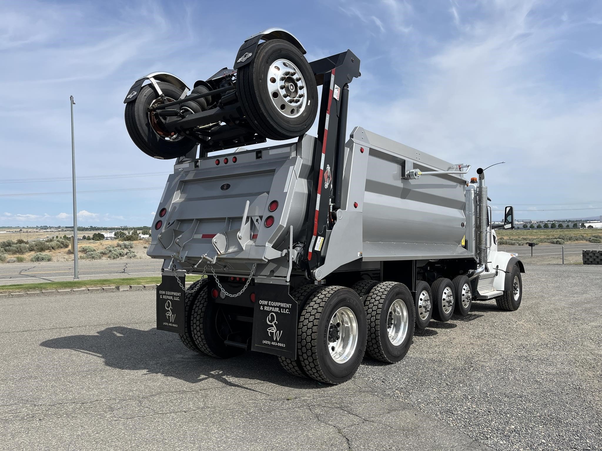 2025 PETERBILT 567 2025 PETERBILT 567 - image 5 of 6