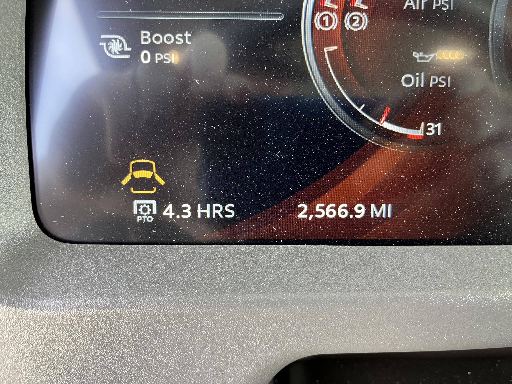 2025 PETERBILT 567 9069936136 2025 PETERBILT 567 9069936136