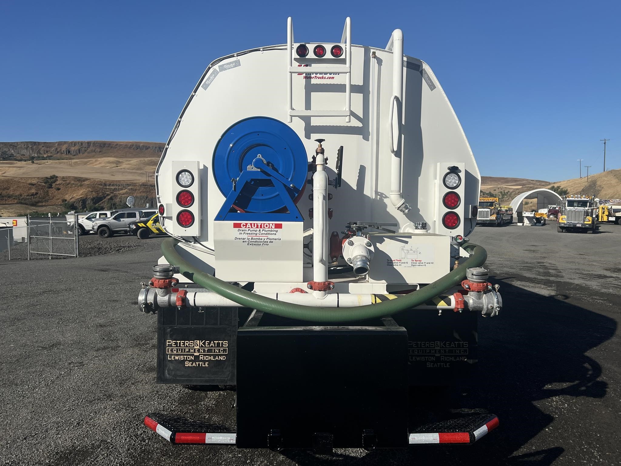 2025 PETERBILT 548 2025 PETERBILT 548 - image 4 of 6