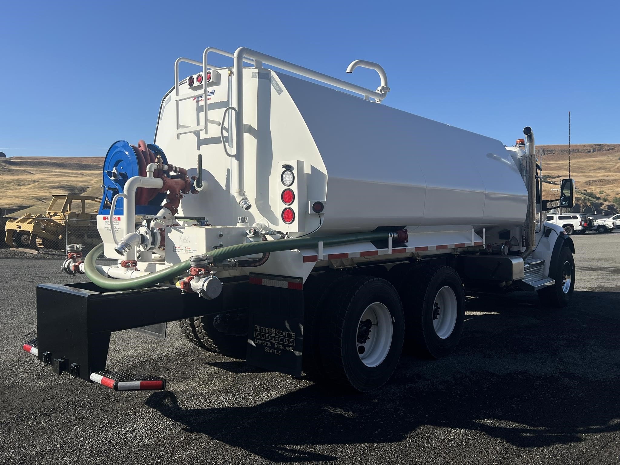 2025 PETERBILT 548 2025 PETERBILT 548 - image 5 of 6