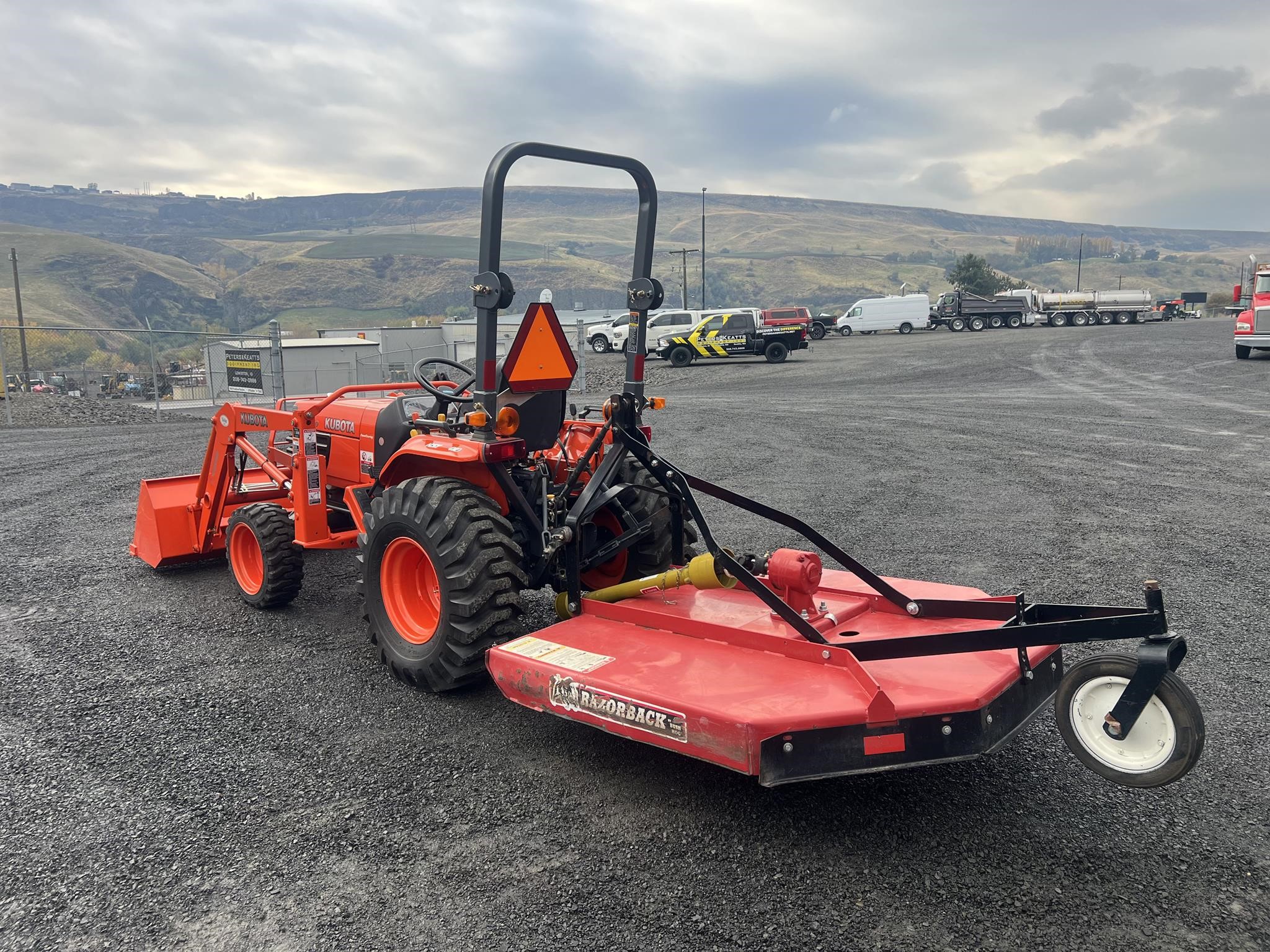 2006 KUBOTA B7800HSD-F - image 4 of 6
