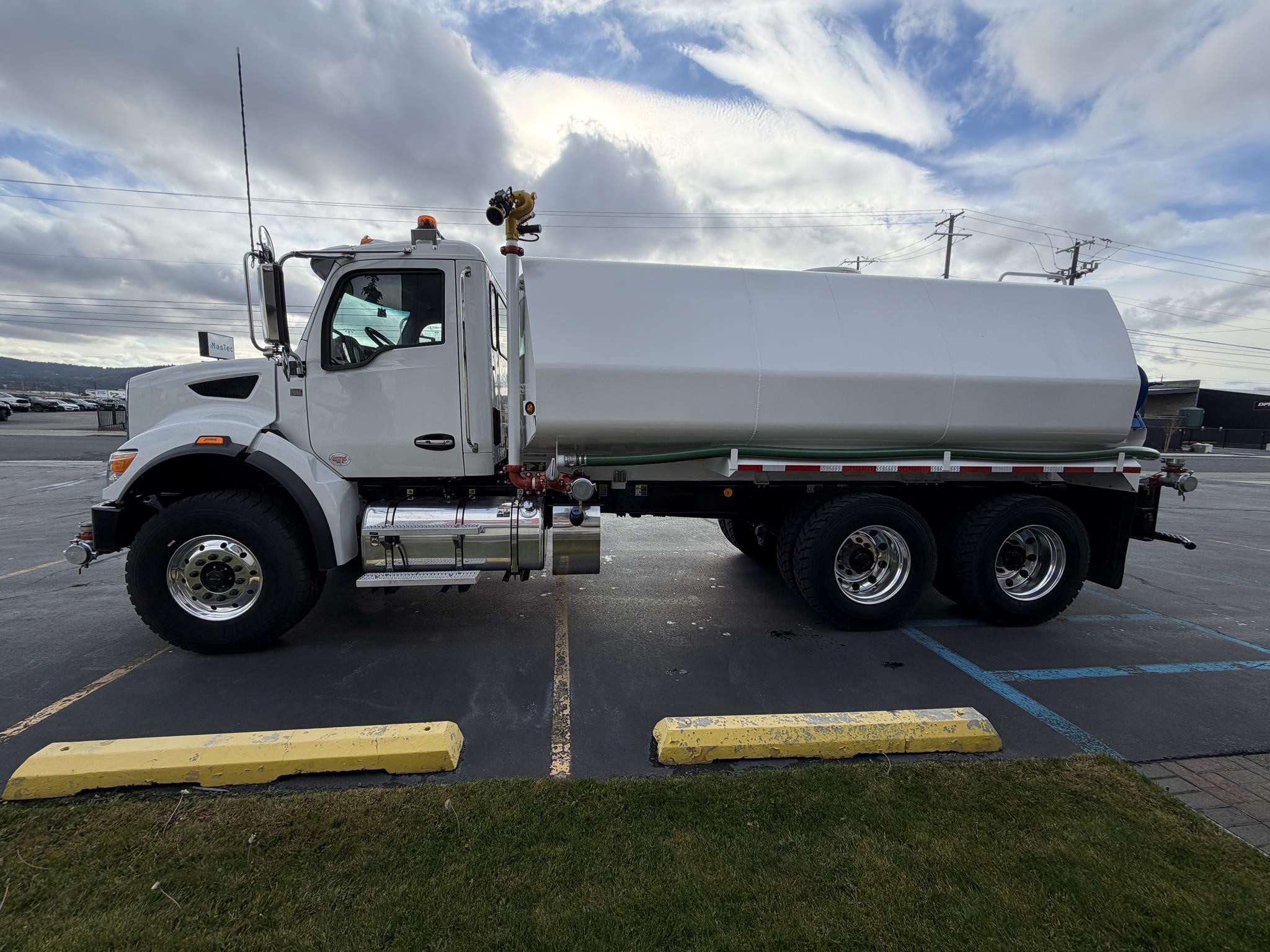 2025 KENWORTH T480 - image 6 of 6