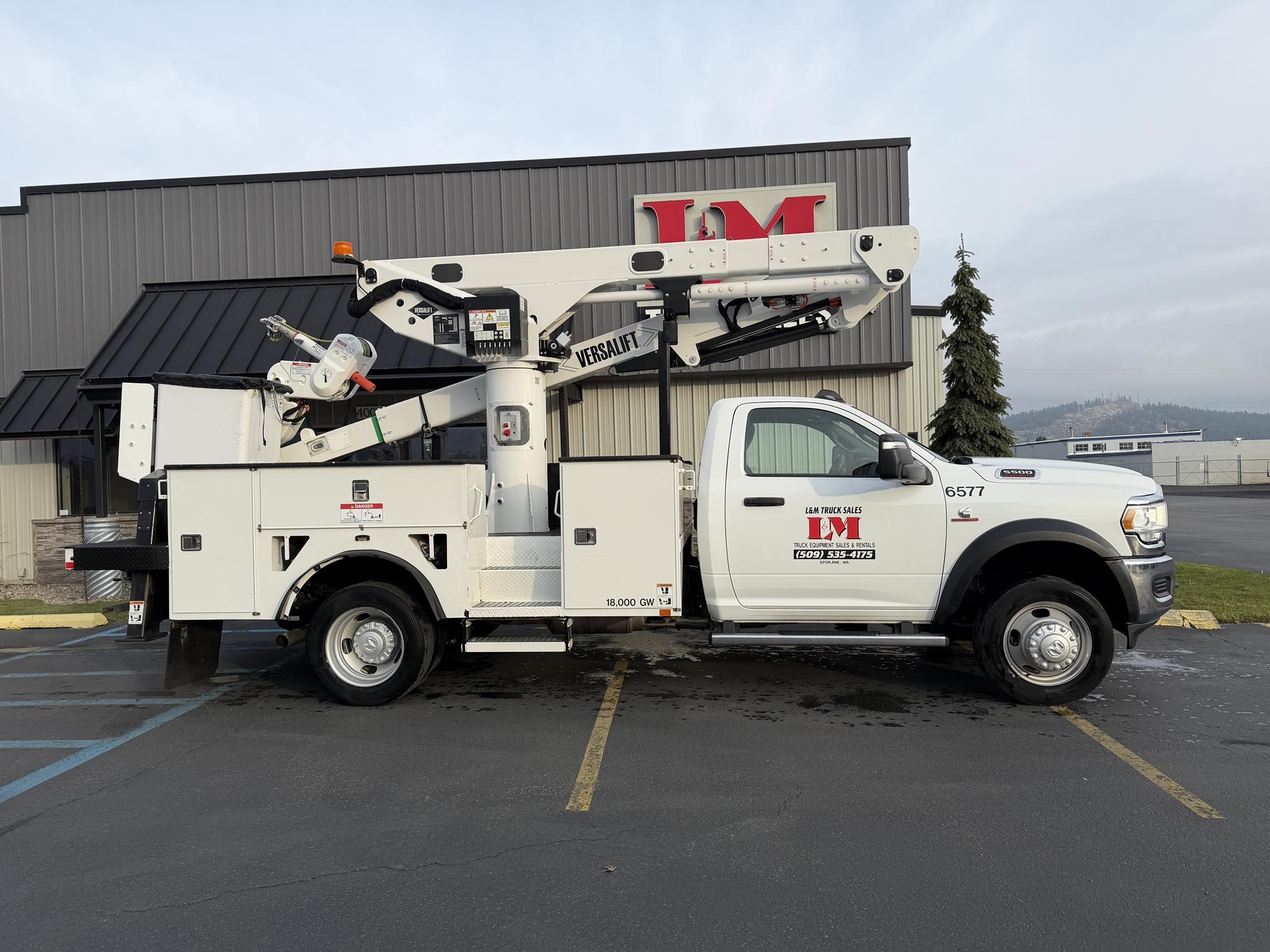 2024 VERSALIFT VST47MHI - image 2 of 6