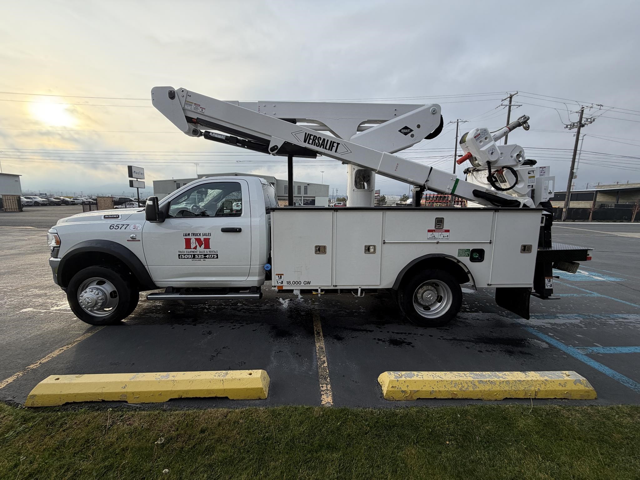 2024 VERSALIFT VST47MHI - image 6 of 6