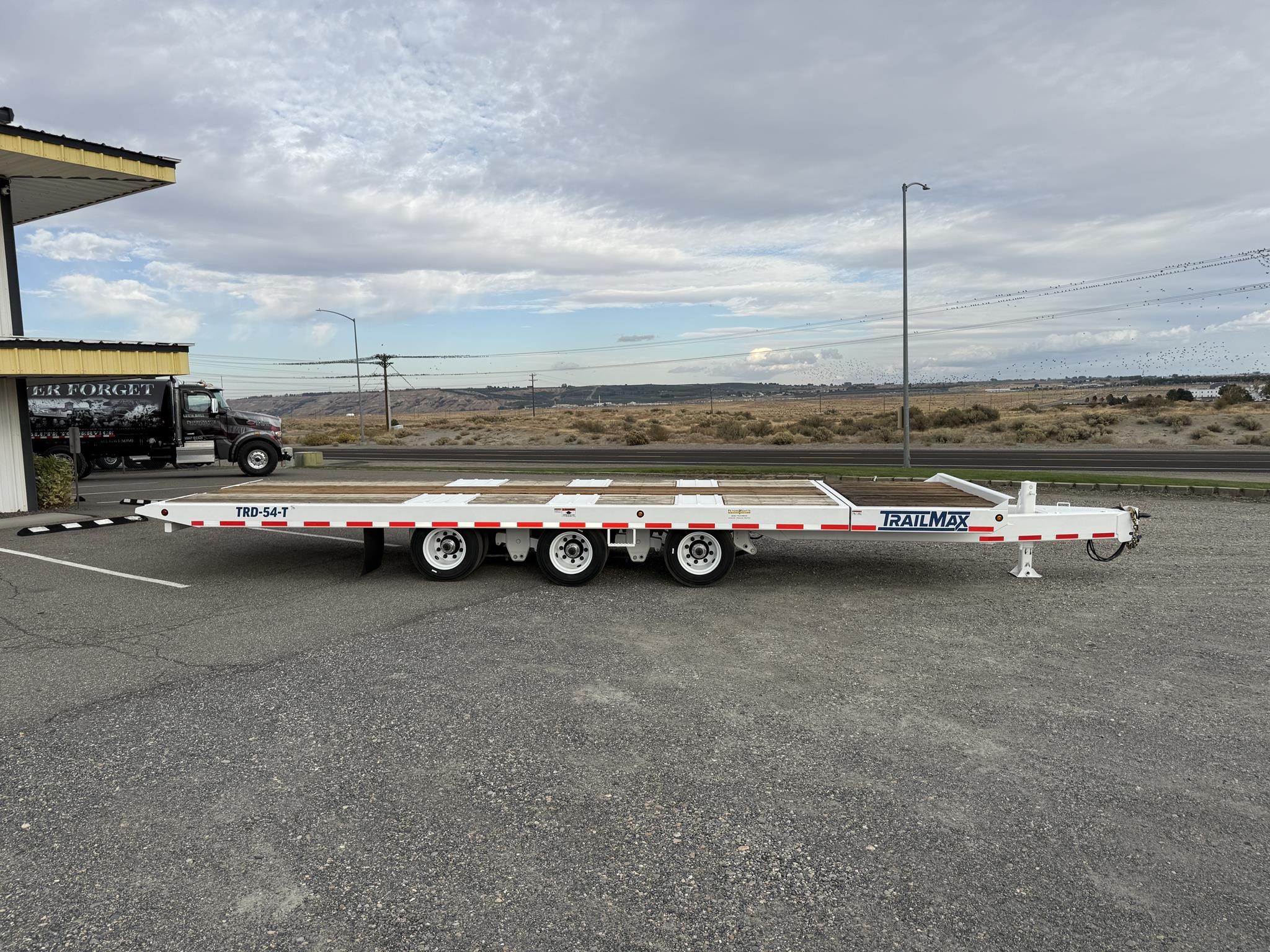 2026 TRAILMAX TRD54T - image 4 of 6