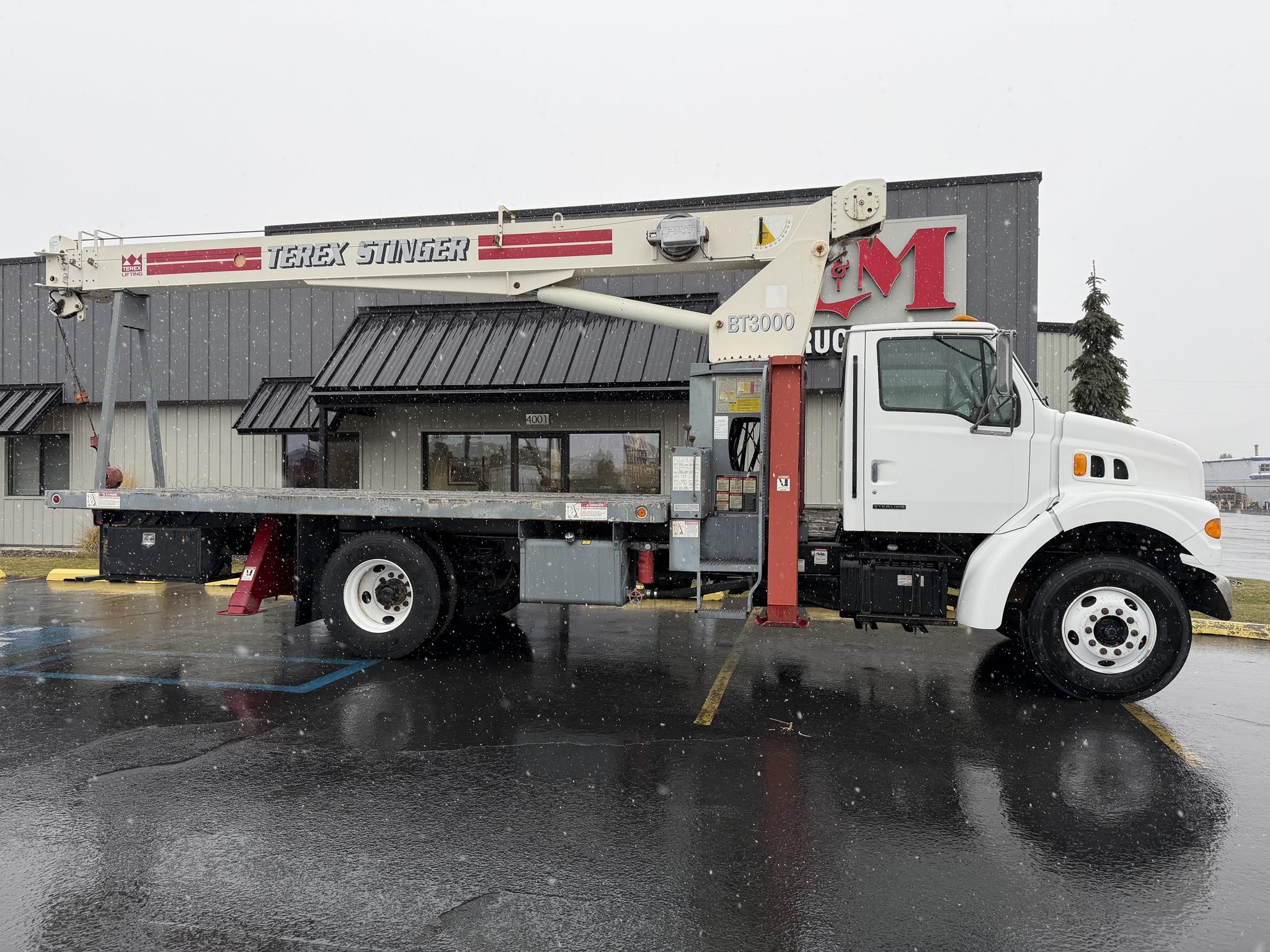 2000 TEREX BT3063 - image 2 of 6