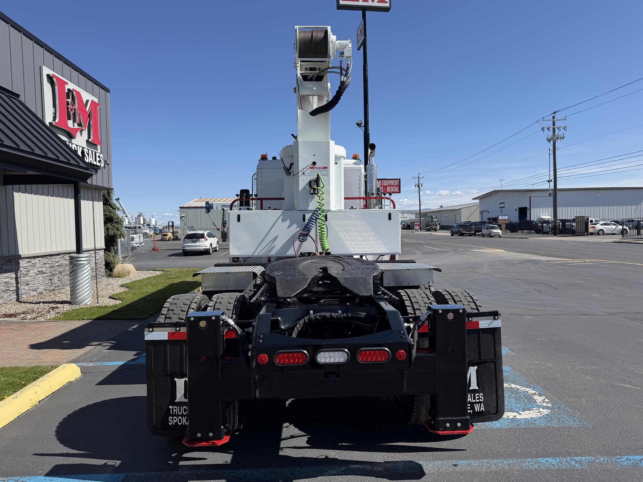 2026 ELLIOTT 1881 - image 4 of 6