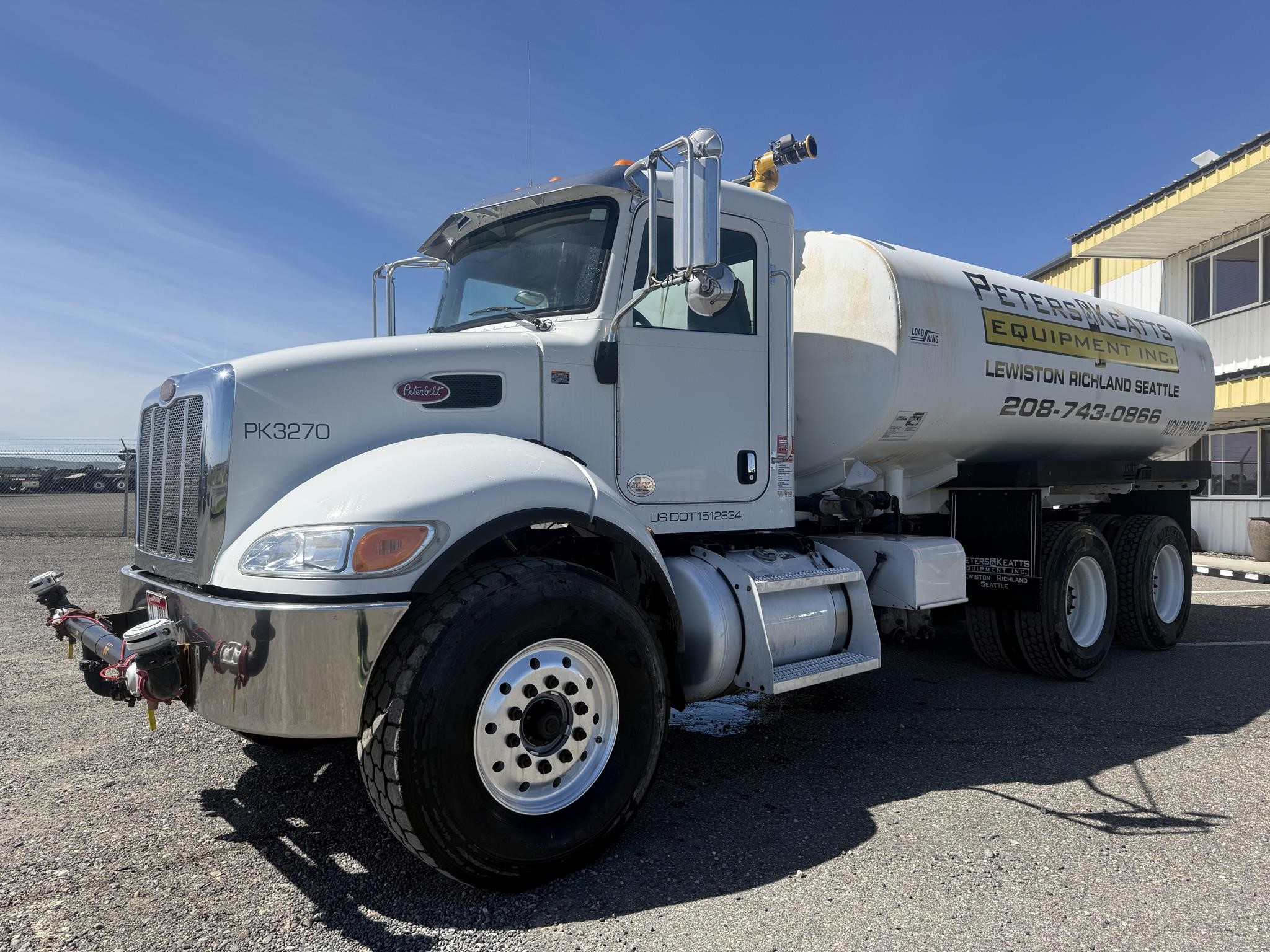2019 PETERBILT 348 - image 1 of 6