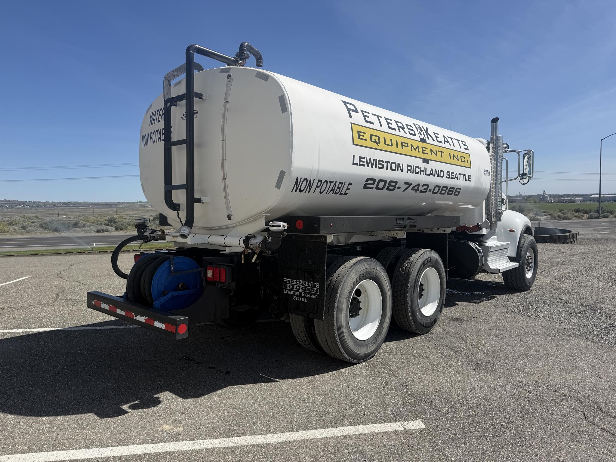 2019 PETERBILT 348 - image 4 of 6