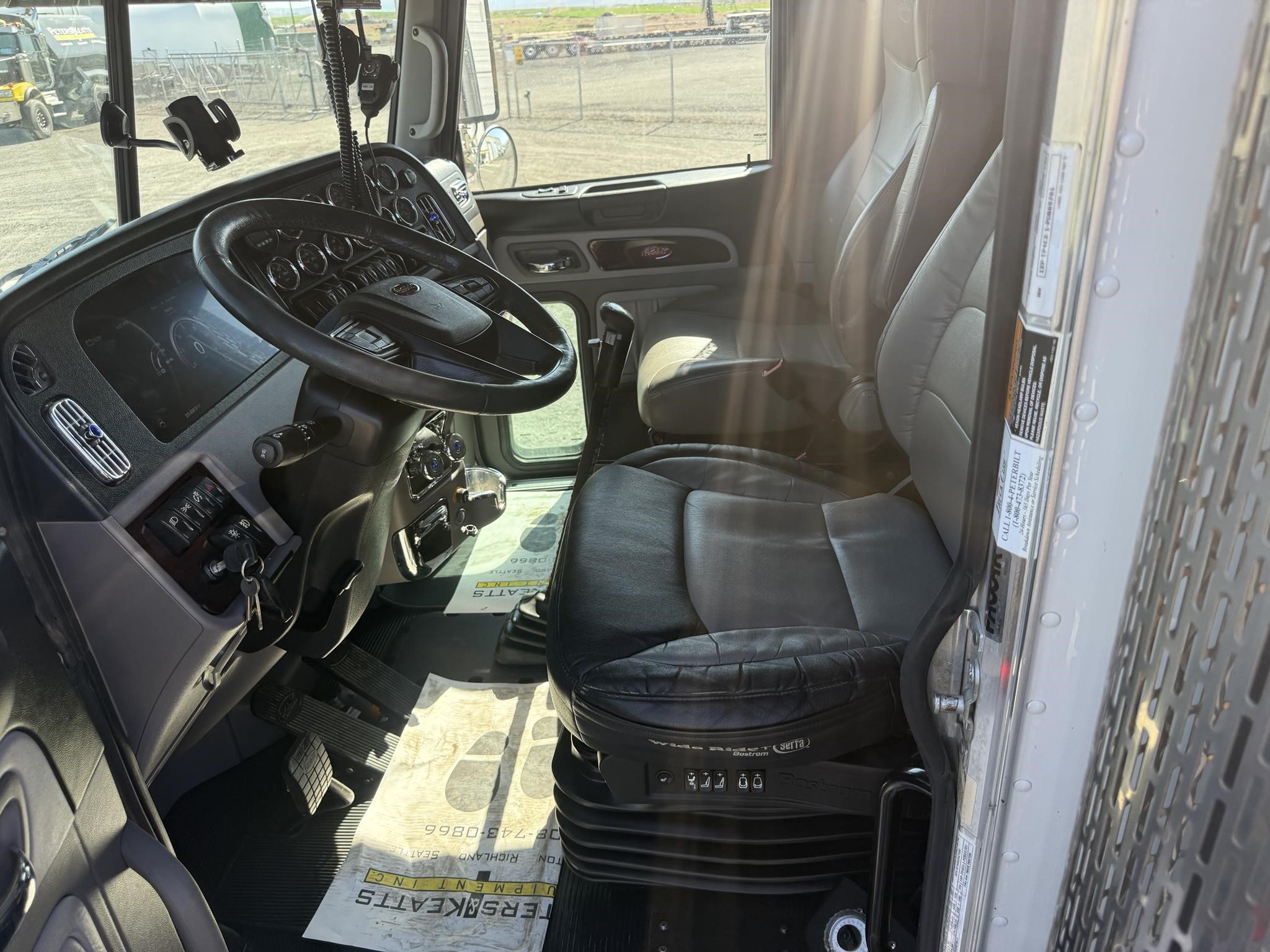 2023 PETERBILT 367 11021876455 2023 PETERBILT 367 11021876455